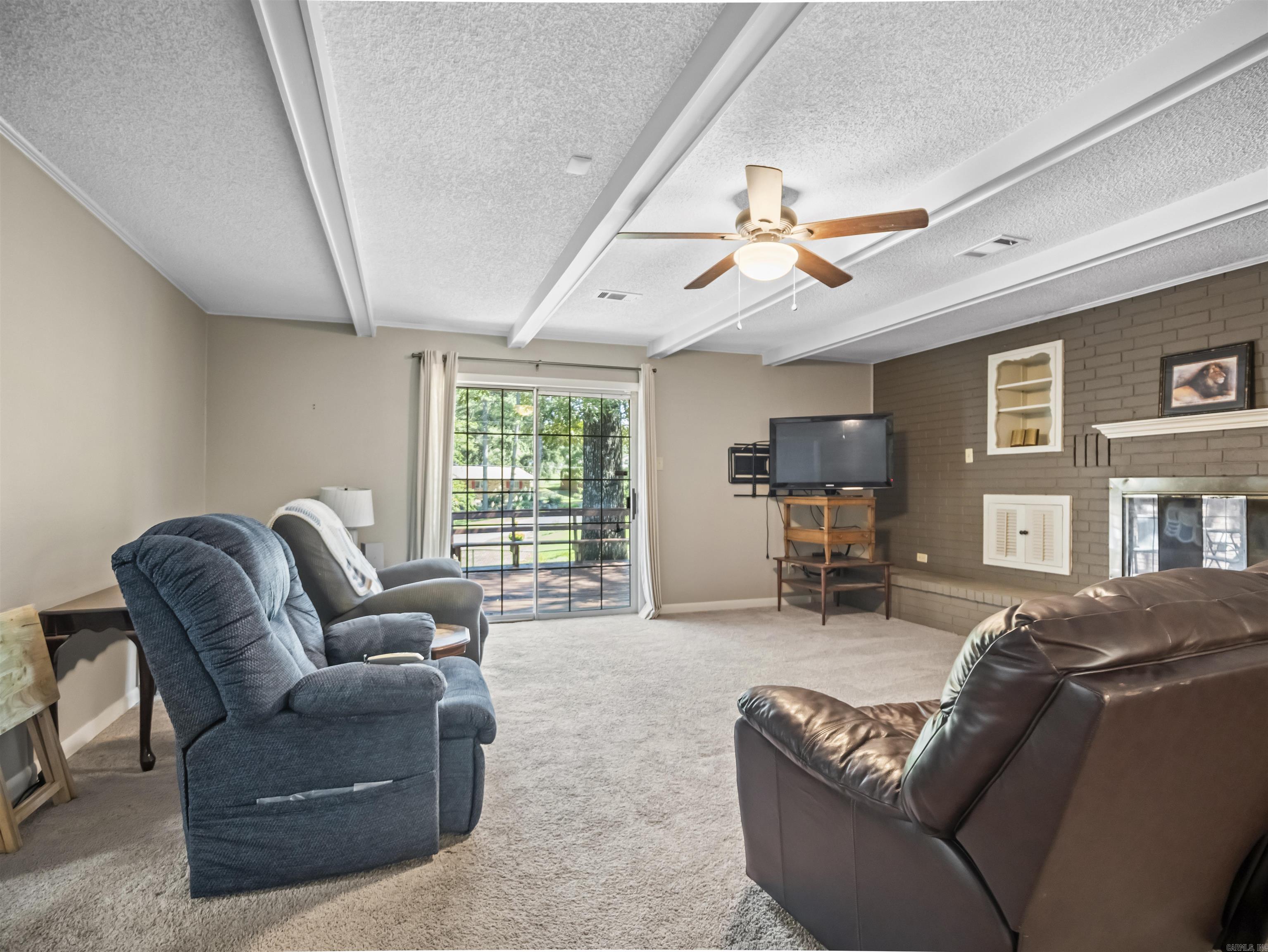 INDIAN HILLS ESTATES - Residential