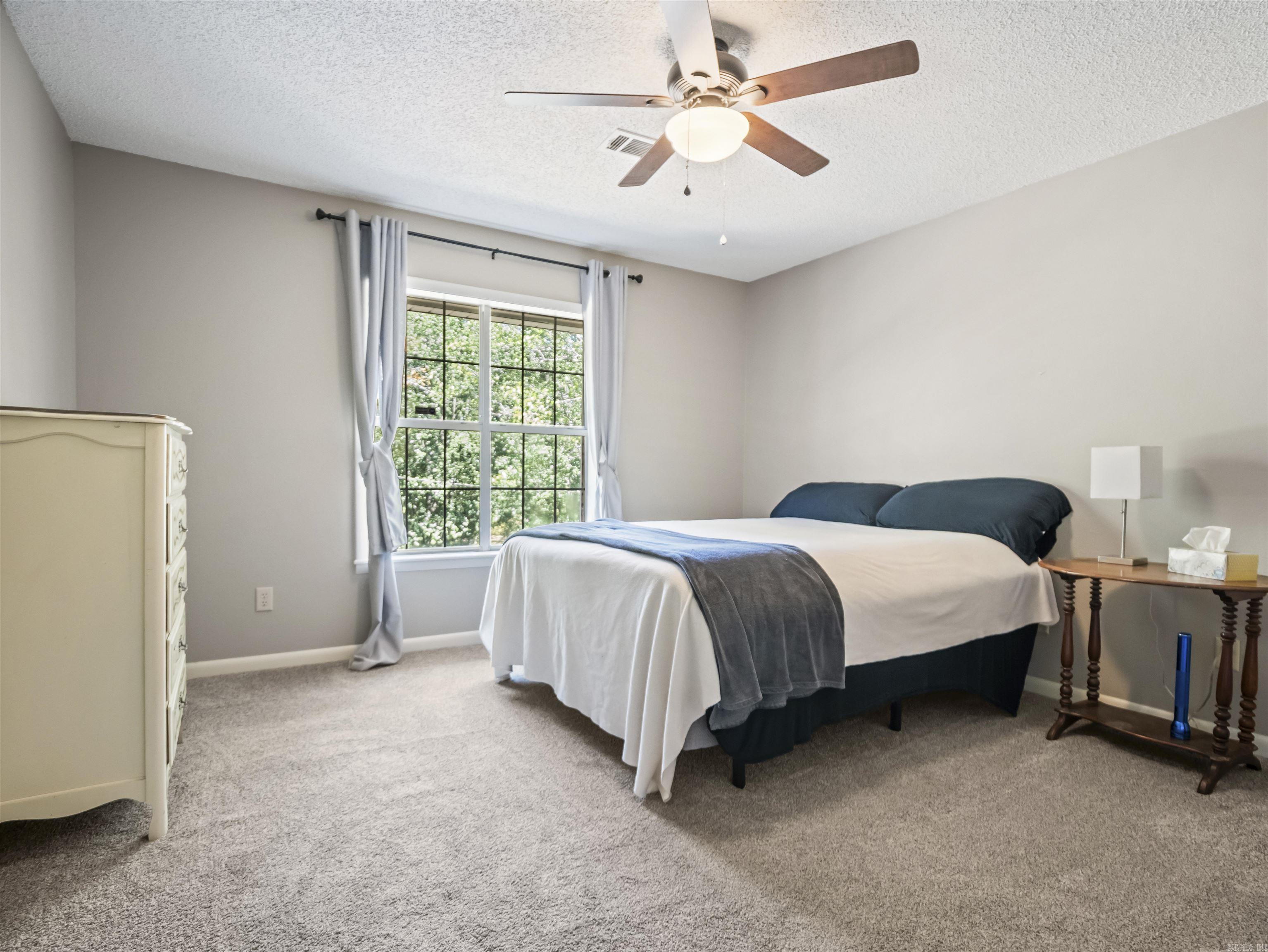 INDIAN HILLS ESTATES - Residential