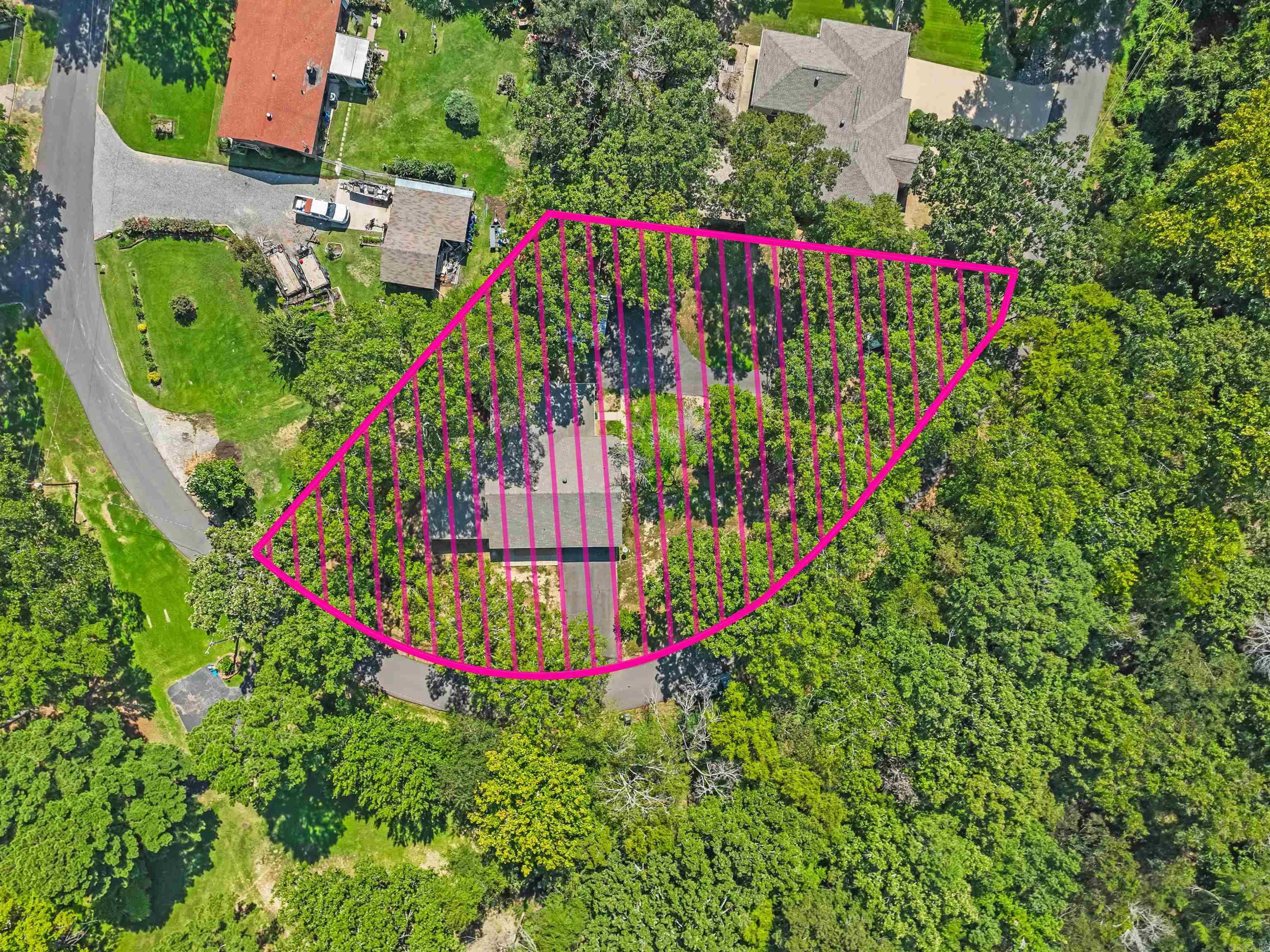 INDIAN HILLS ESTATES - Residential