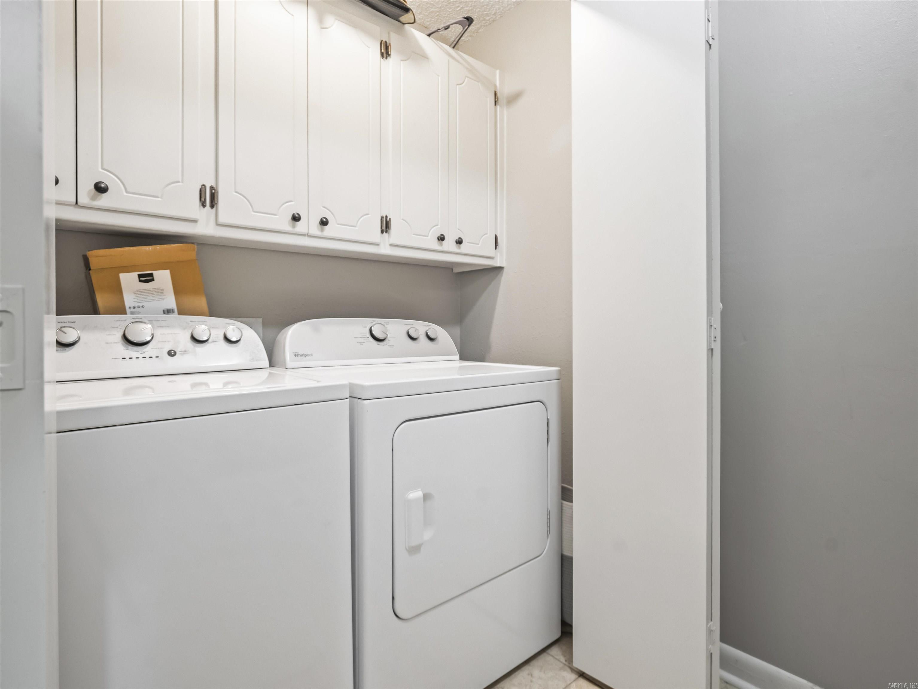 INDIAN HILLS ESTATES - Residential