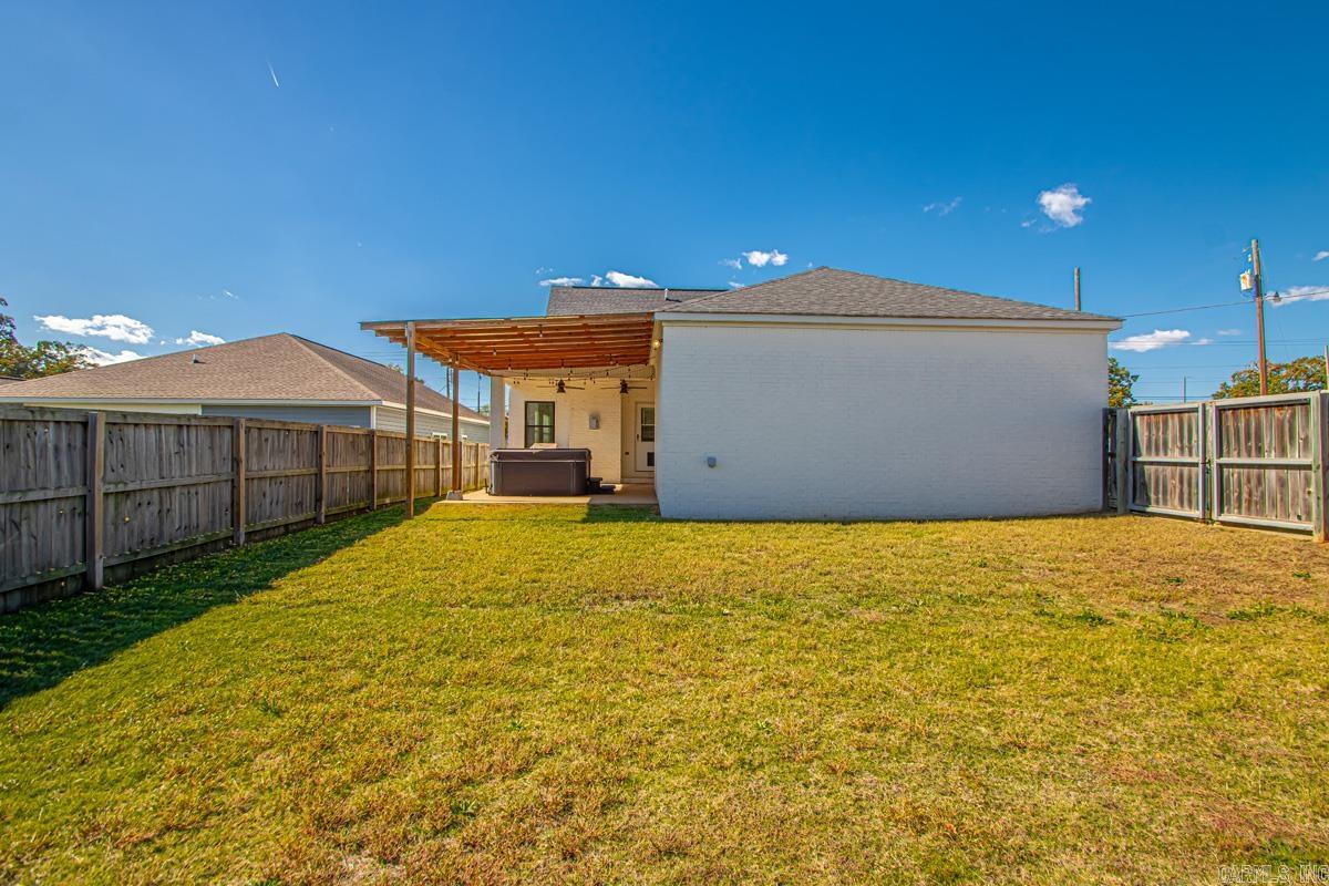 ORIGINAL TOWN-BENTON - Residential