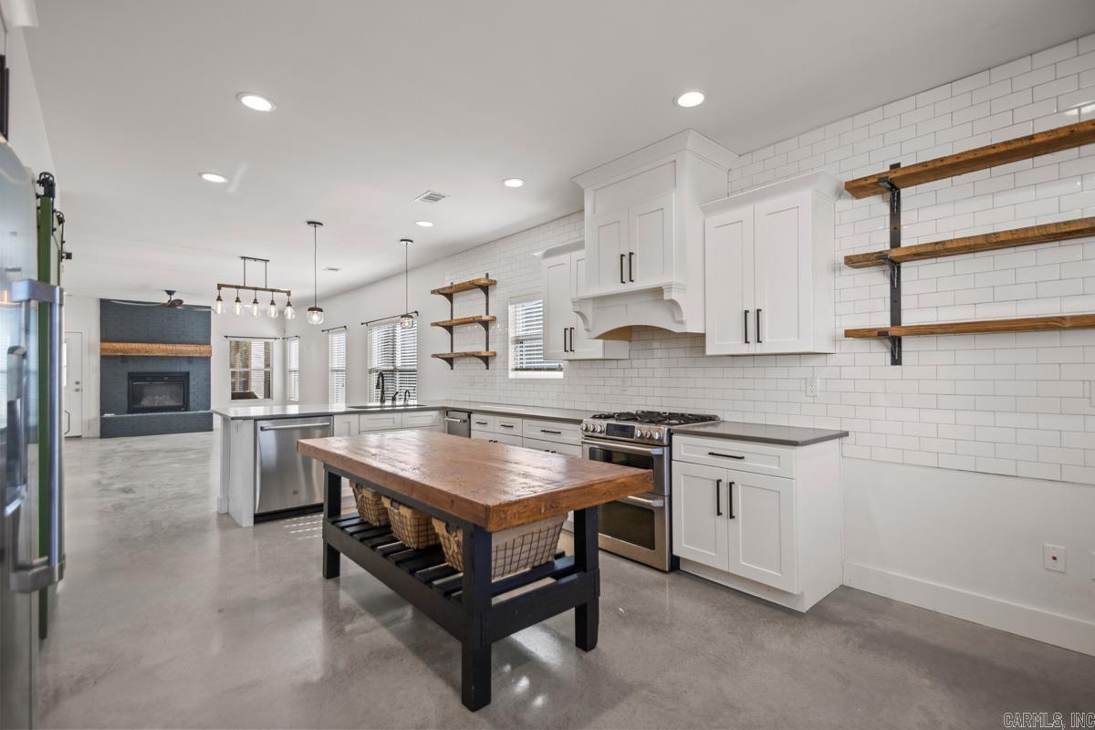 ORIGINAL TOWN-BENTON - Residential