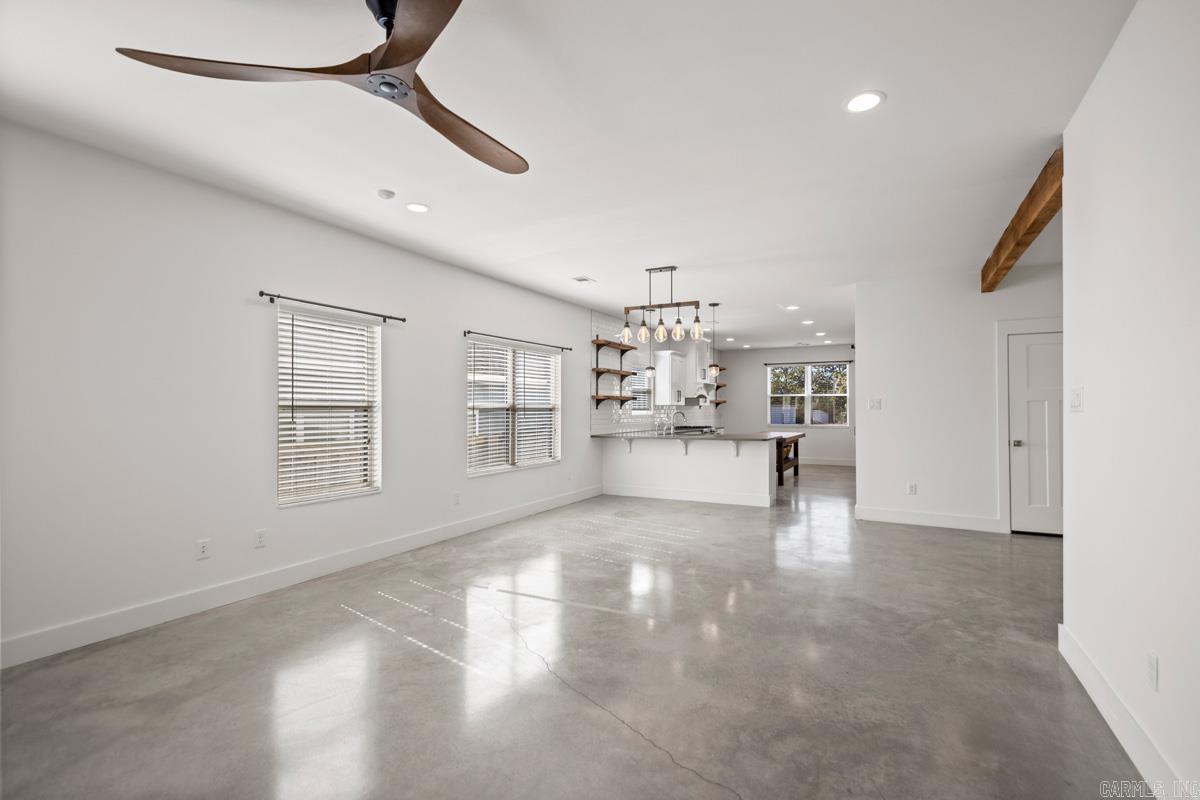 ORIGINAL TOWN-BENTON - Residential