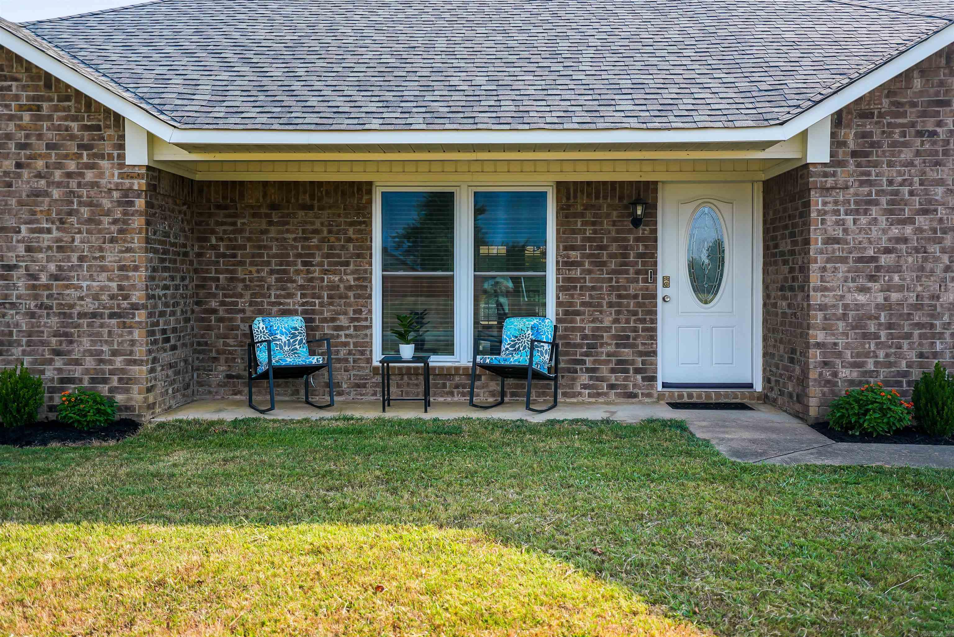 DOVE CREEK - Residential