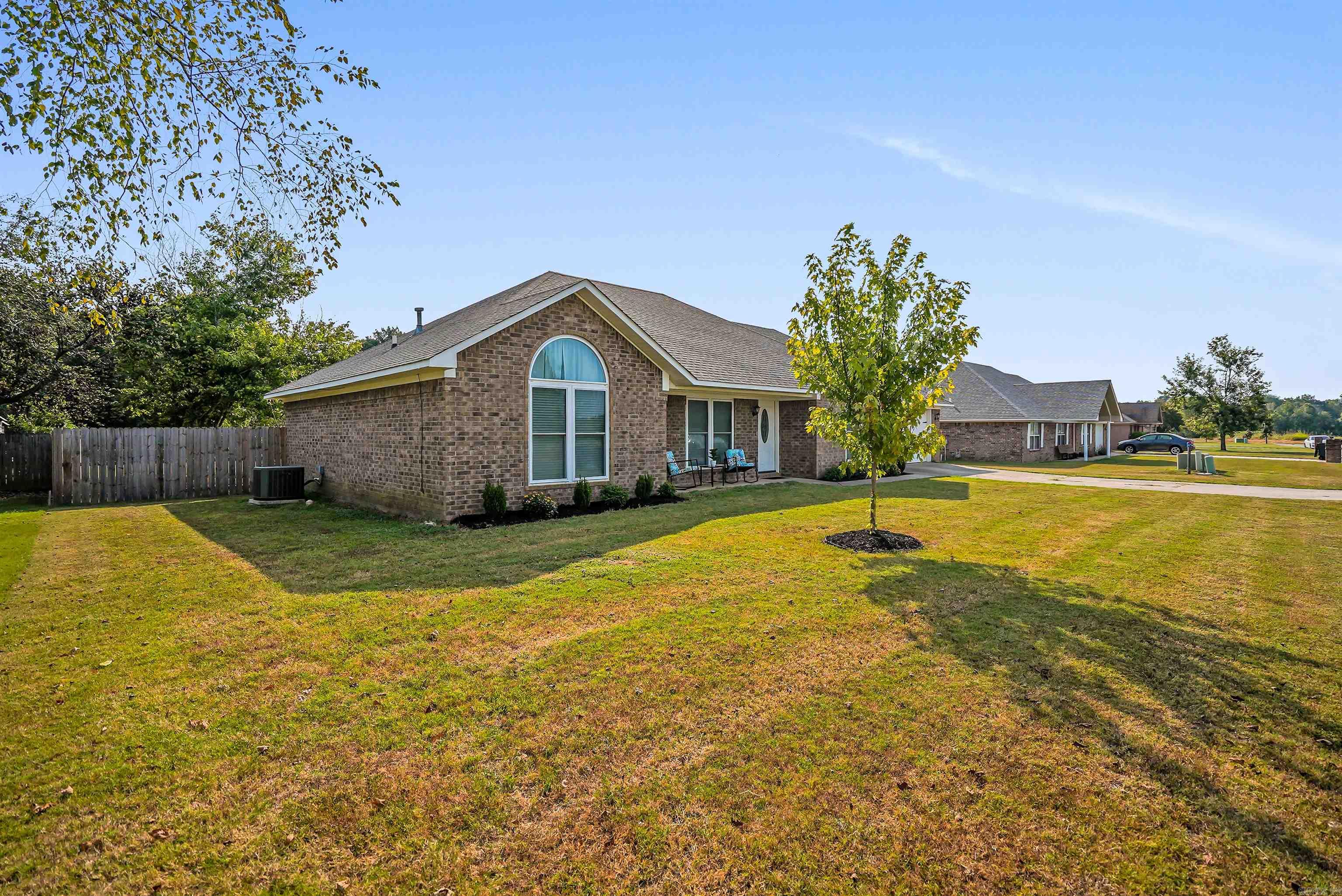 DOVE CREEK - Residential