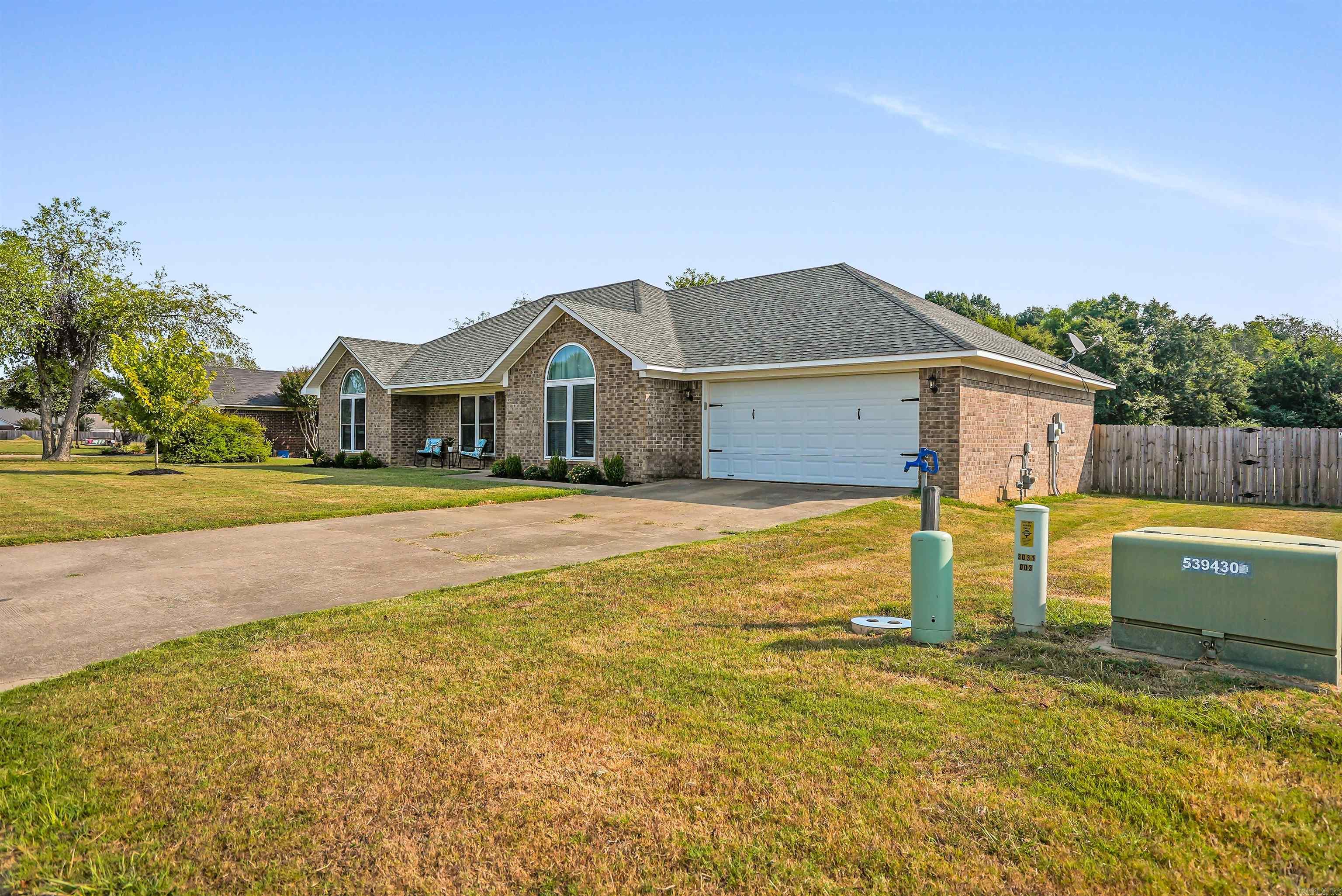 DOVE CREEK - Residential