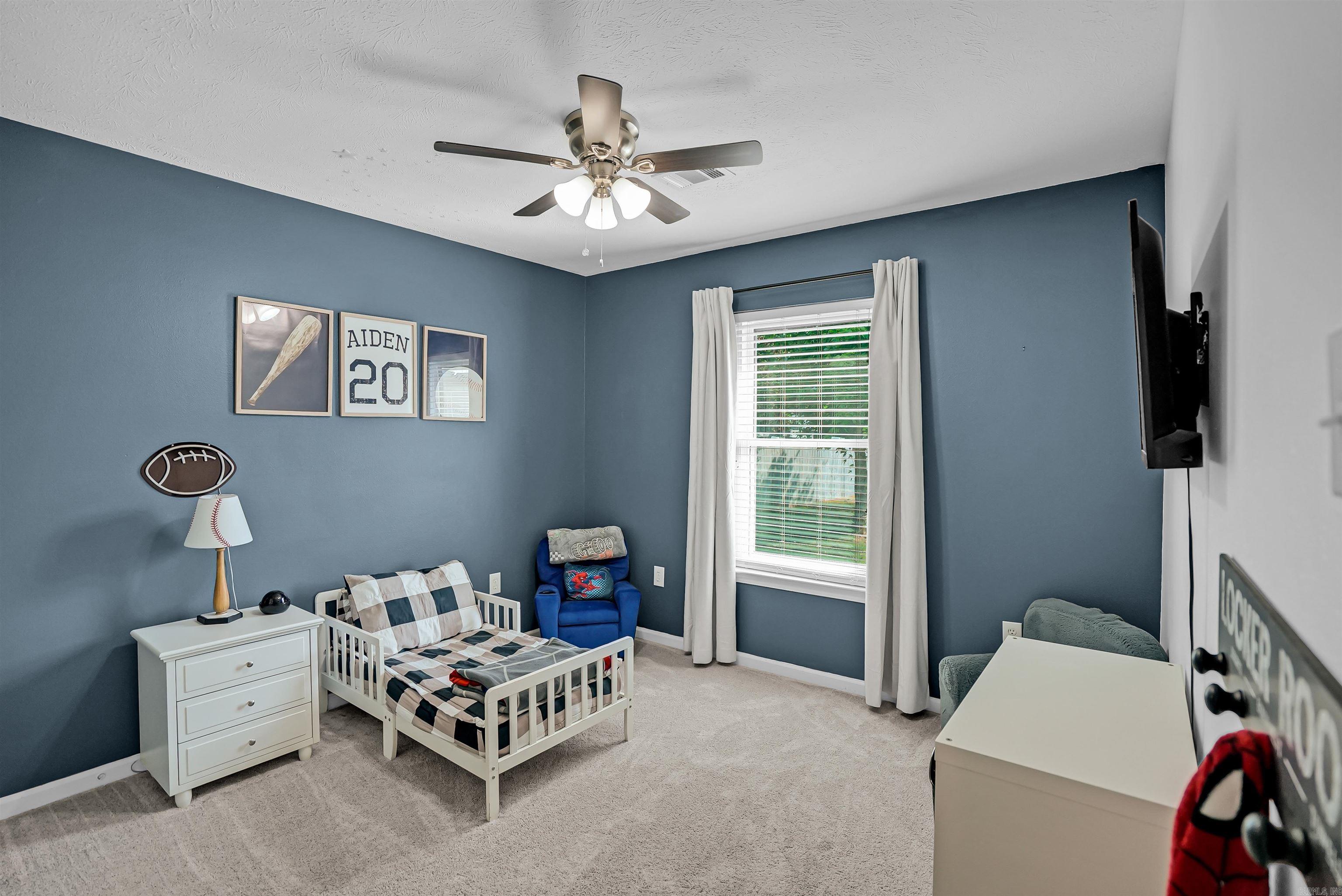 DOVE CREEK - Residential