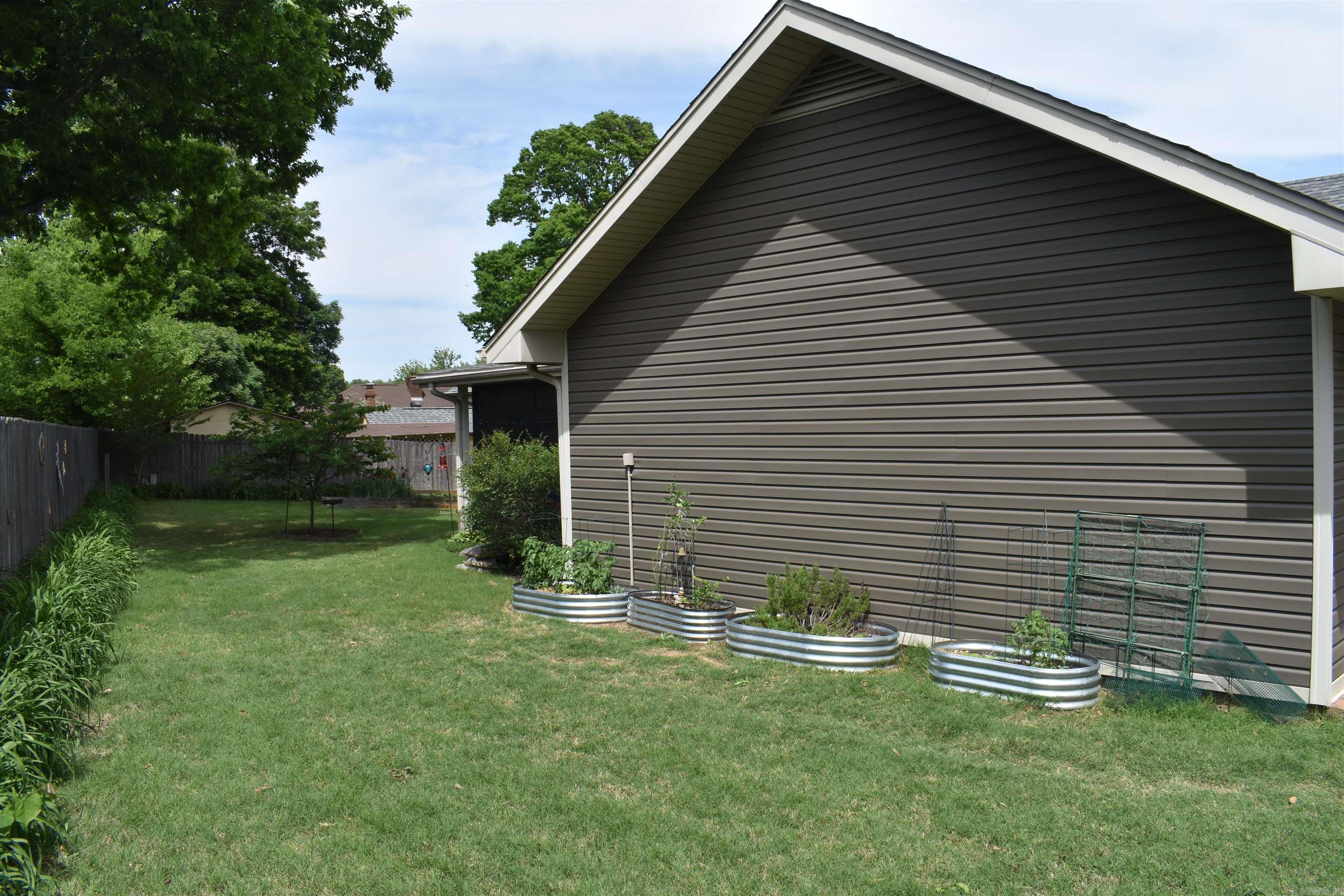 Marlo Acres 6th - Residential