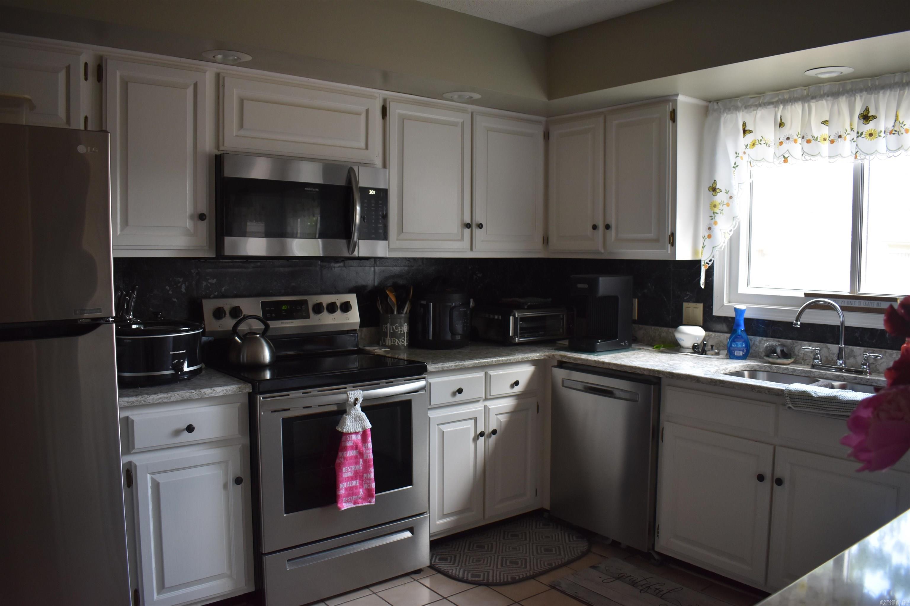 Marlo Acres 6th - Residential