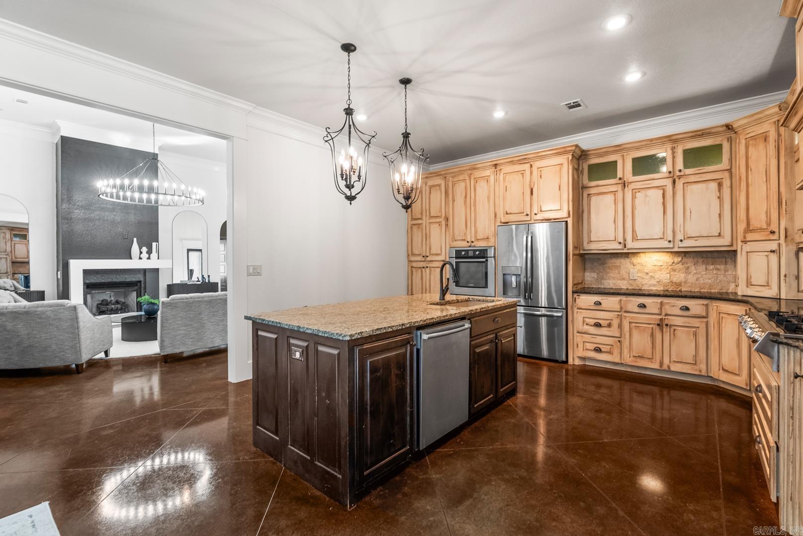 CHAPEL CREEK - Residential