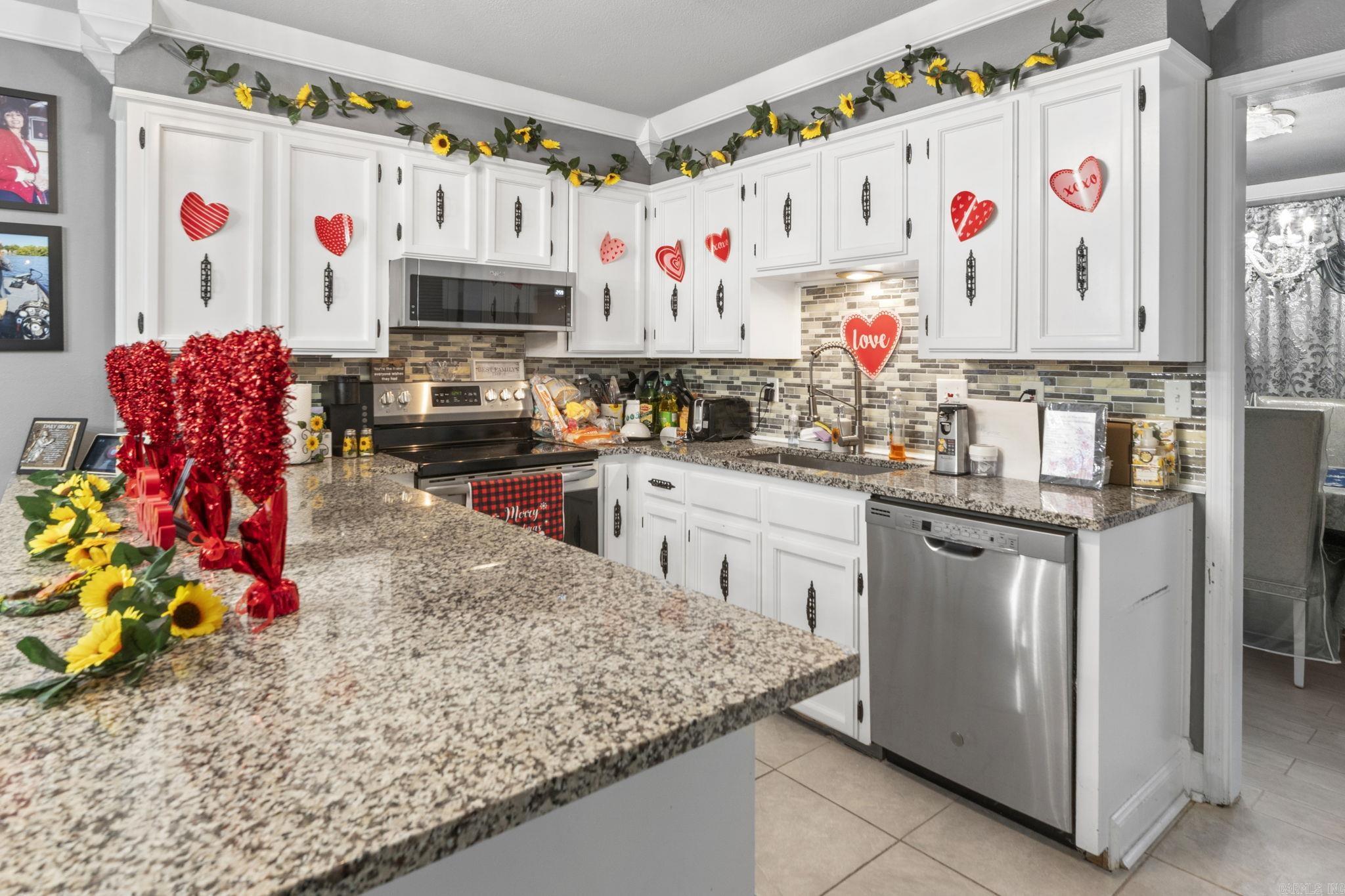 OTTER CREEK COMMUNITY - Residential