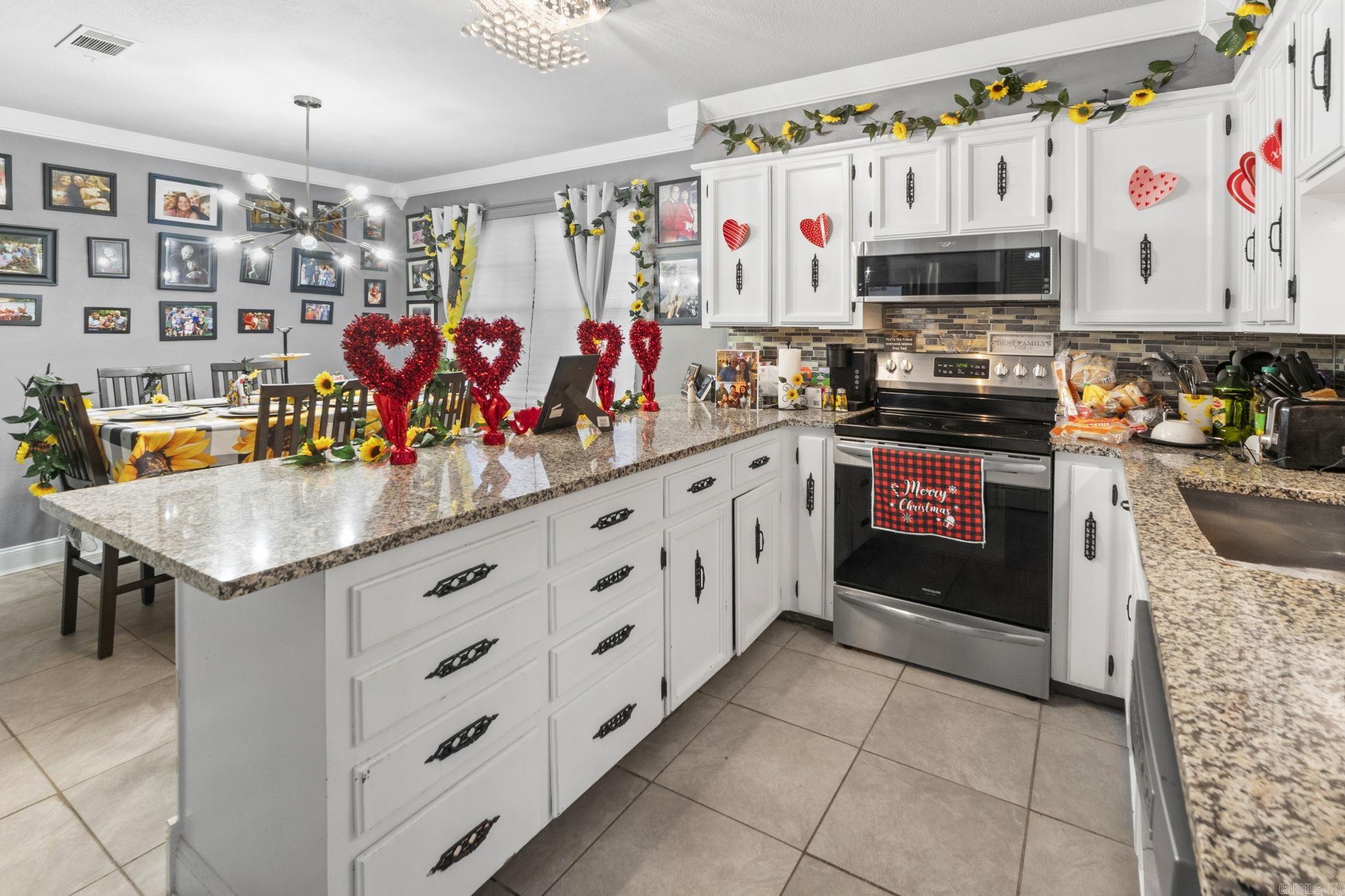 OTTER CREEK COMMUNITY - Residential