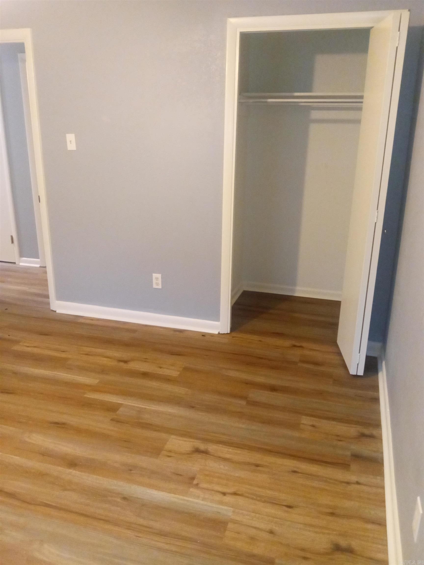 Lake View - Residential