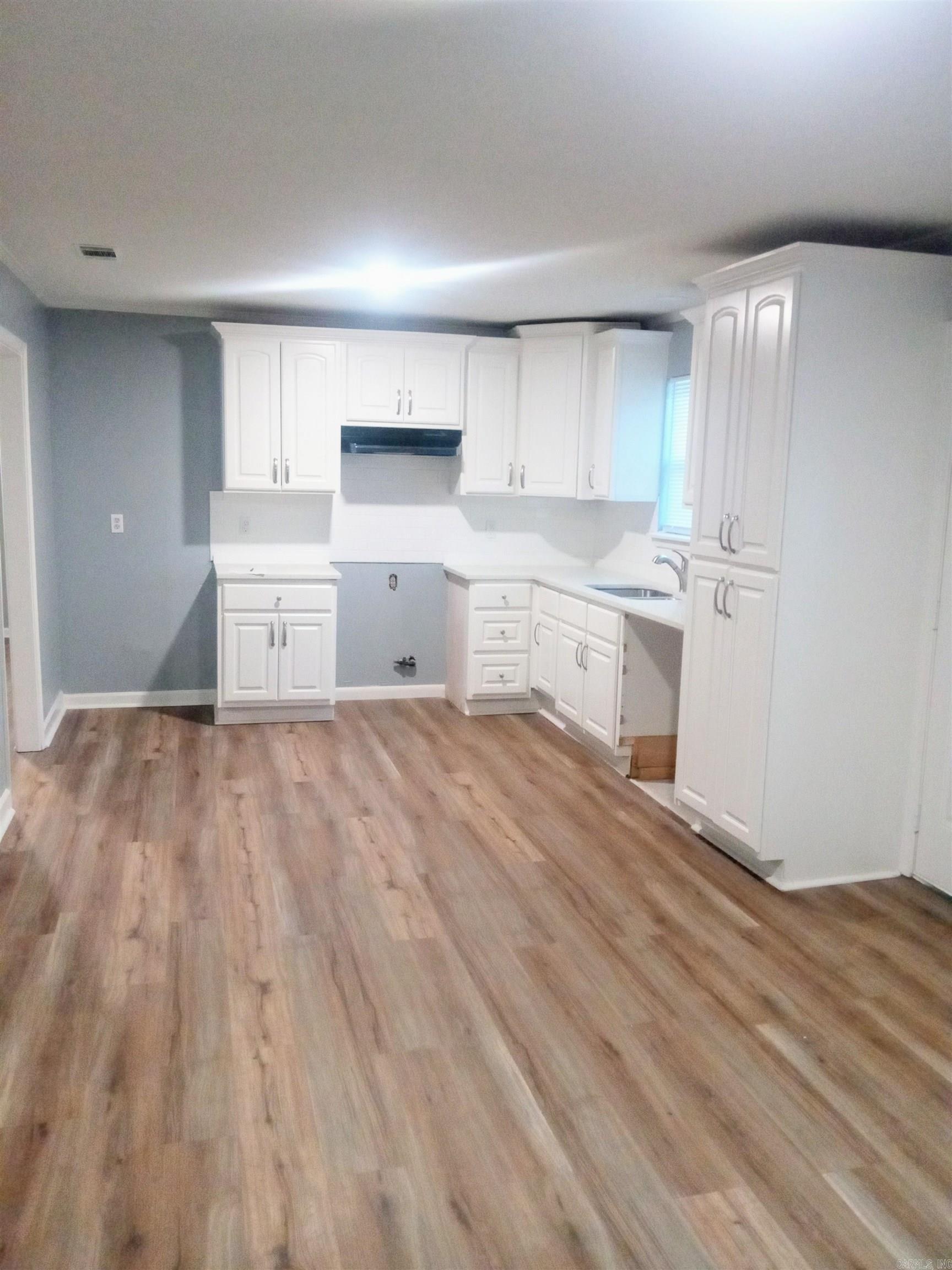 Lake View - Residential