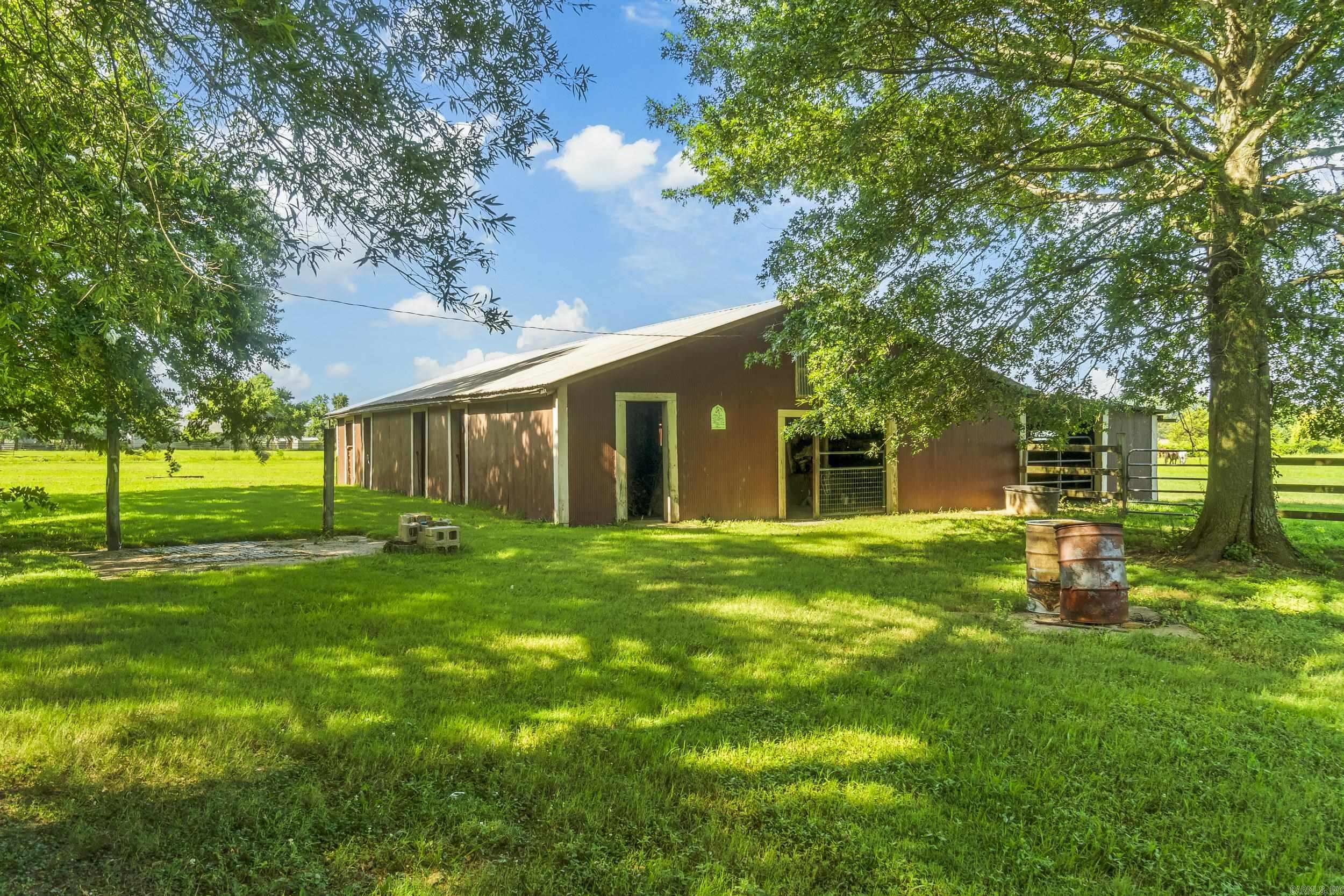 ARKANSAS HGTS - Residential