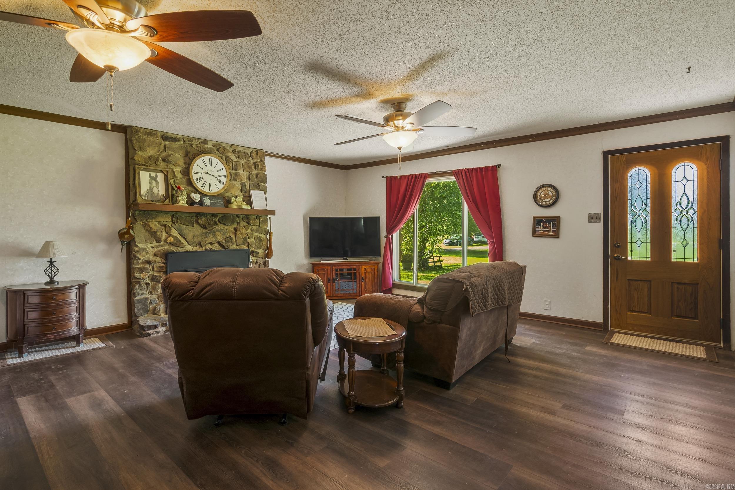 ARKANSAS HGTS - Residential