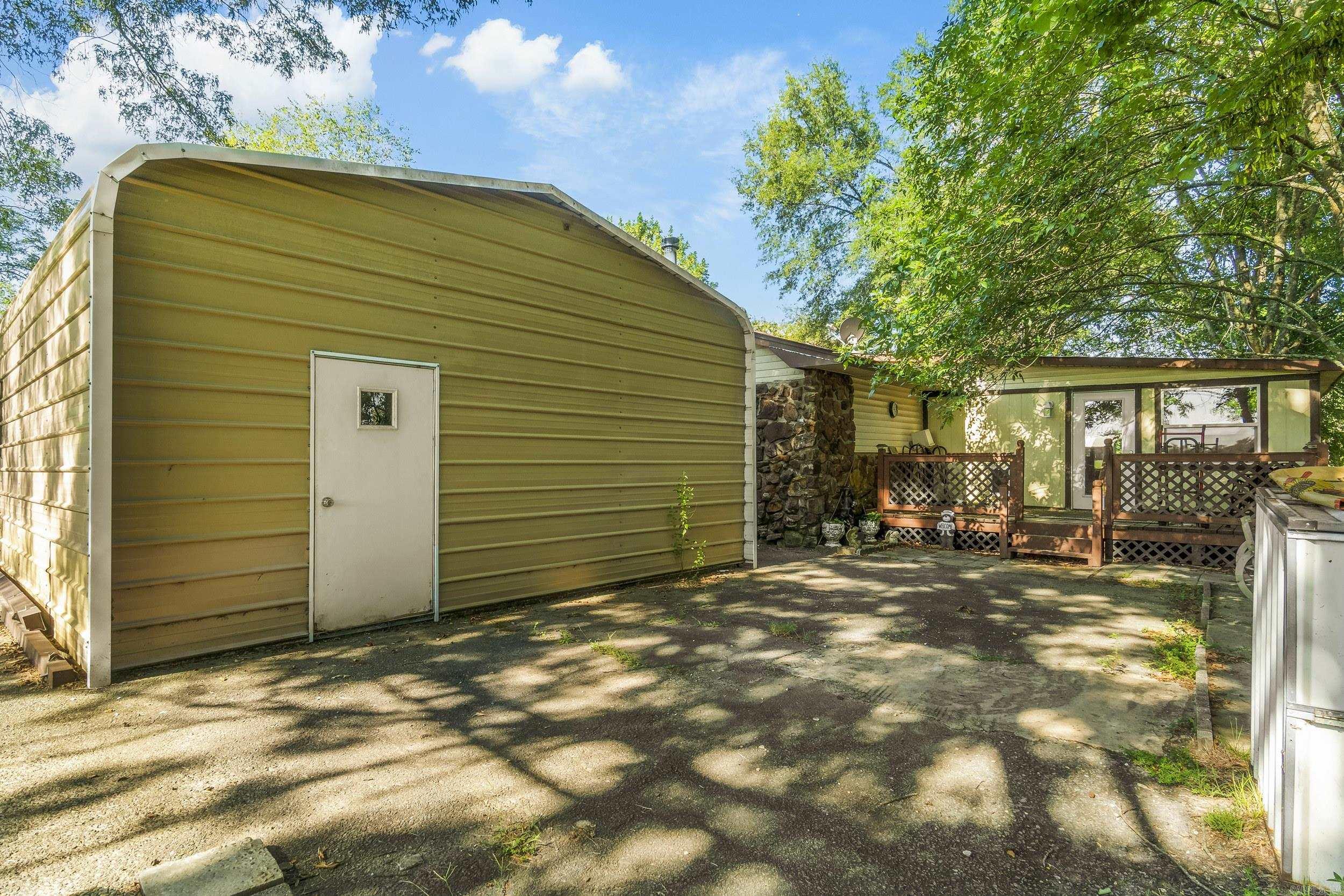 ARKANSAS HGTS - Residential