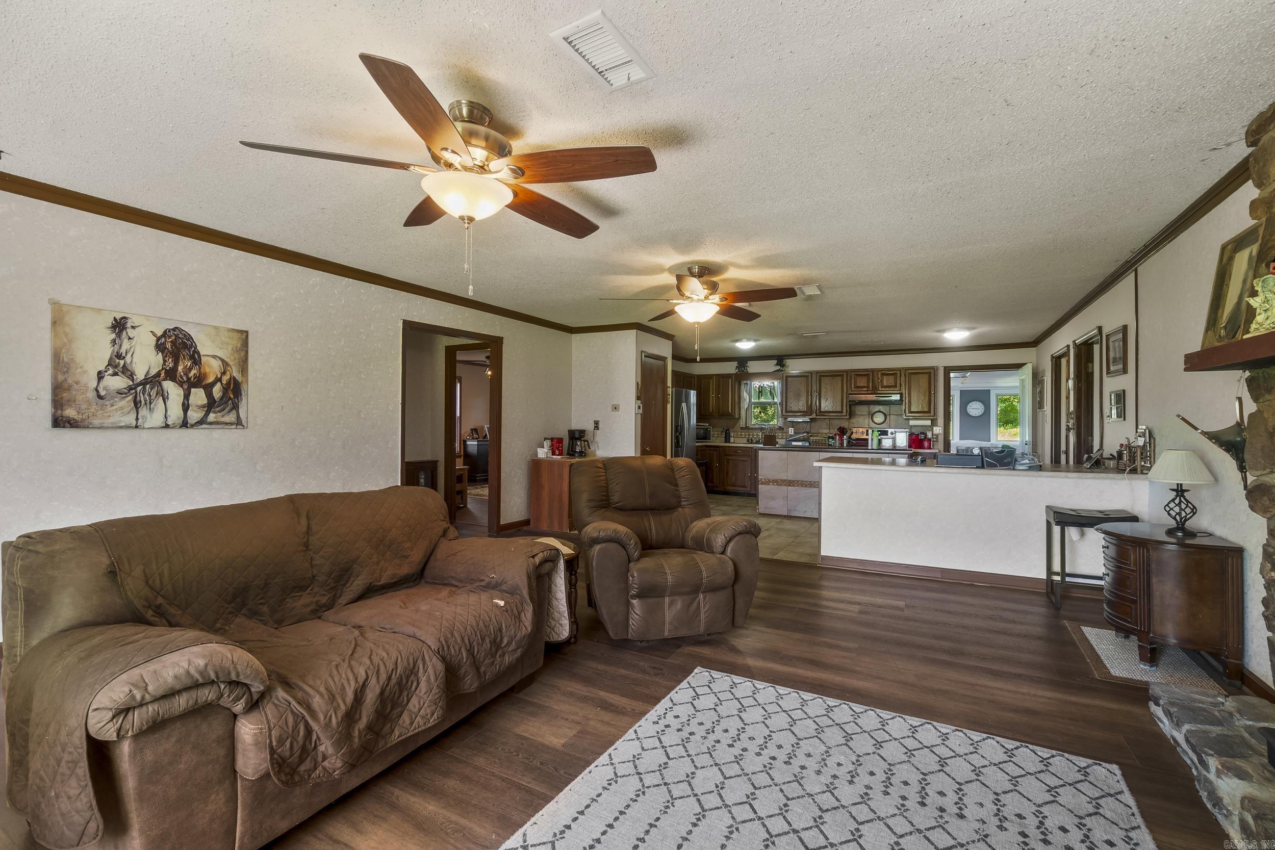 ARKANSAS HGTS - Residential