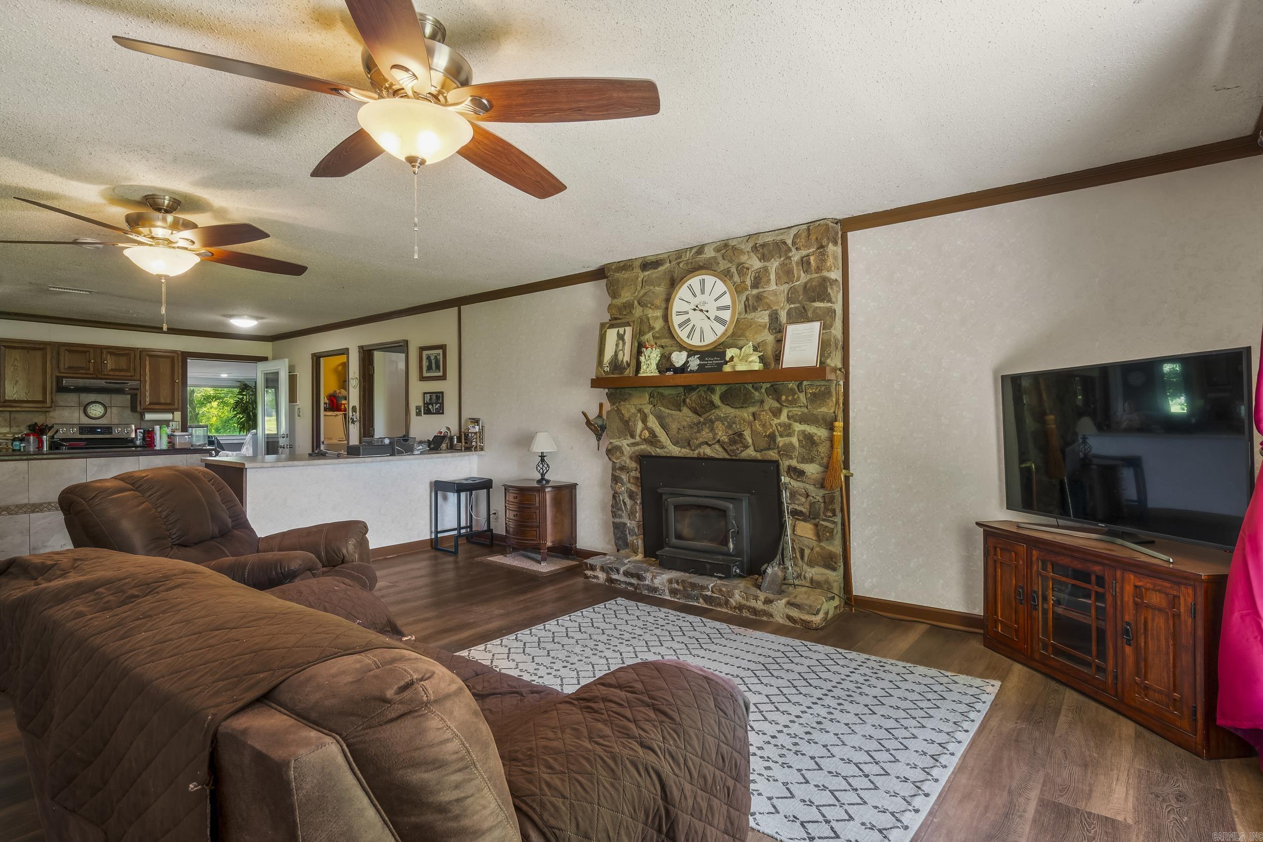 ARKANSAS HGTS - Residential