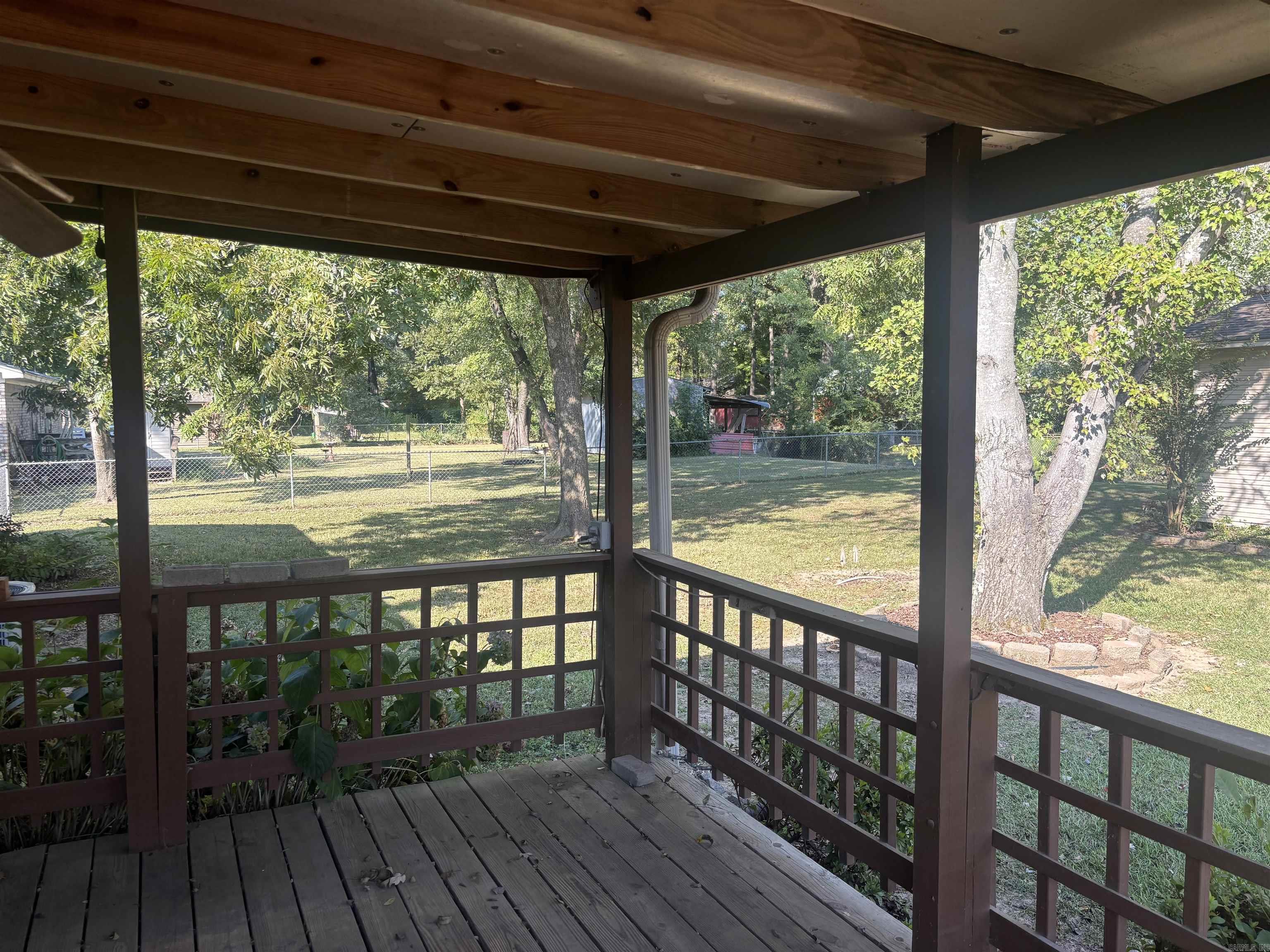 OAK MEADOWS - Residential