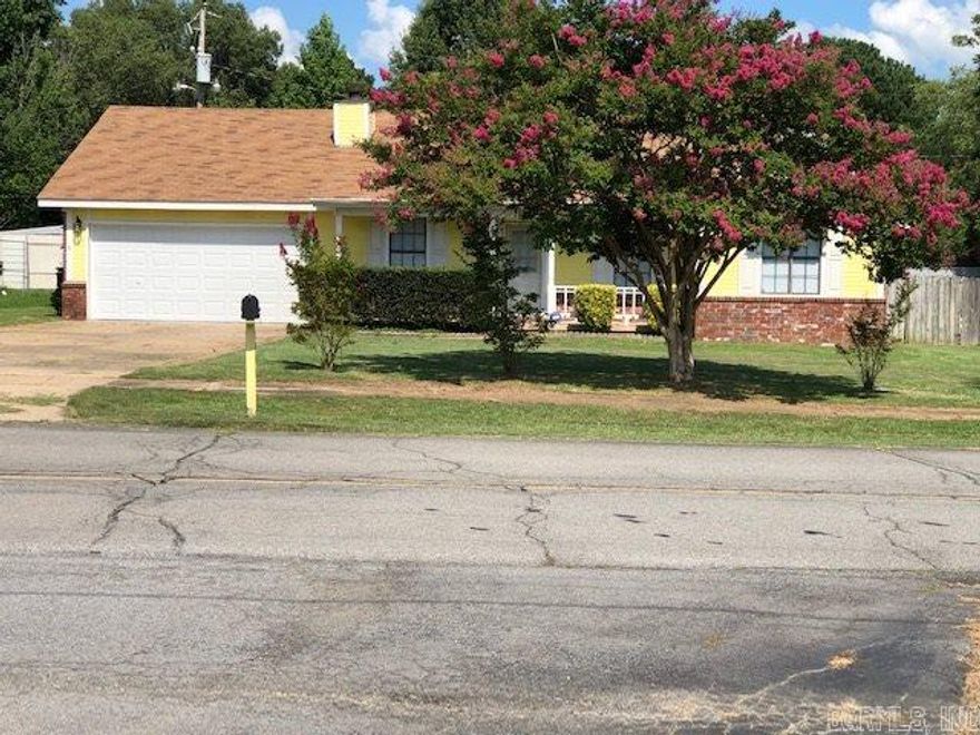 NOTHING TO DO BUT MOVE IN! GREATROOM W/VAULTED CEILING & WBFP. NEW LAMINATE FLOORING, NEW PAINT THRU-OUT. KITCHEN HAS REF, STOVE AND DW WHICH WERE DONE IN 2018, NEW CABINET HARDWARE IN 2020. NEW INTERIOR DOORS, NEW FRENCH DOOR & NEW DECK. PRIVACY FENCED YD W/STORAGE BLDG. AND ROOF IS ONLY 2 YRS. OLD.