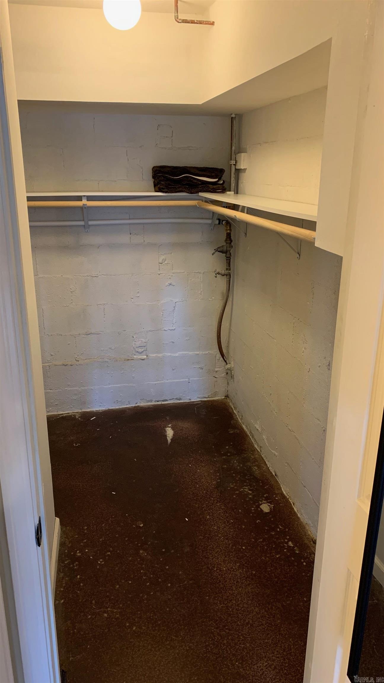 2N-14-10 - Residential Lease