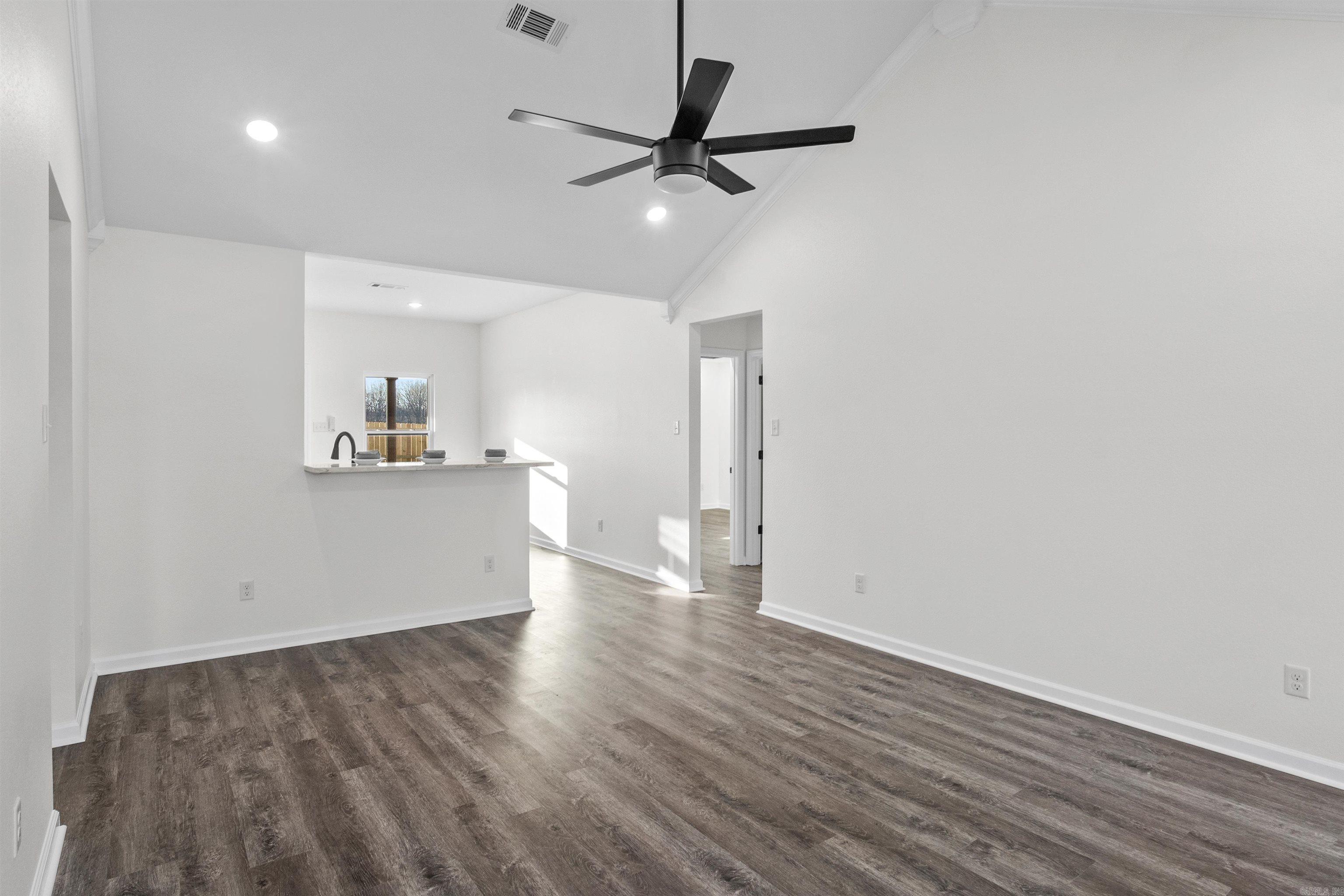 FLORIDIAN HEIGHTS PHASE 1 - Residential