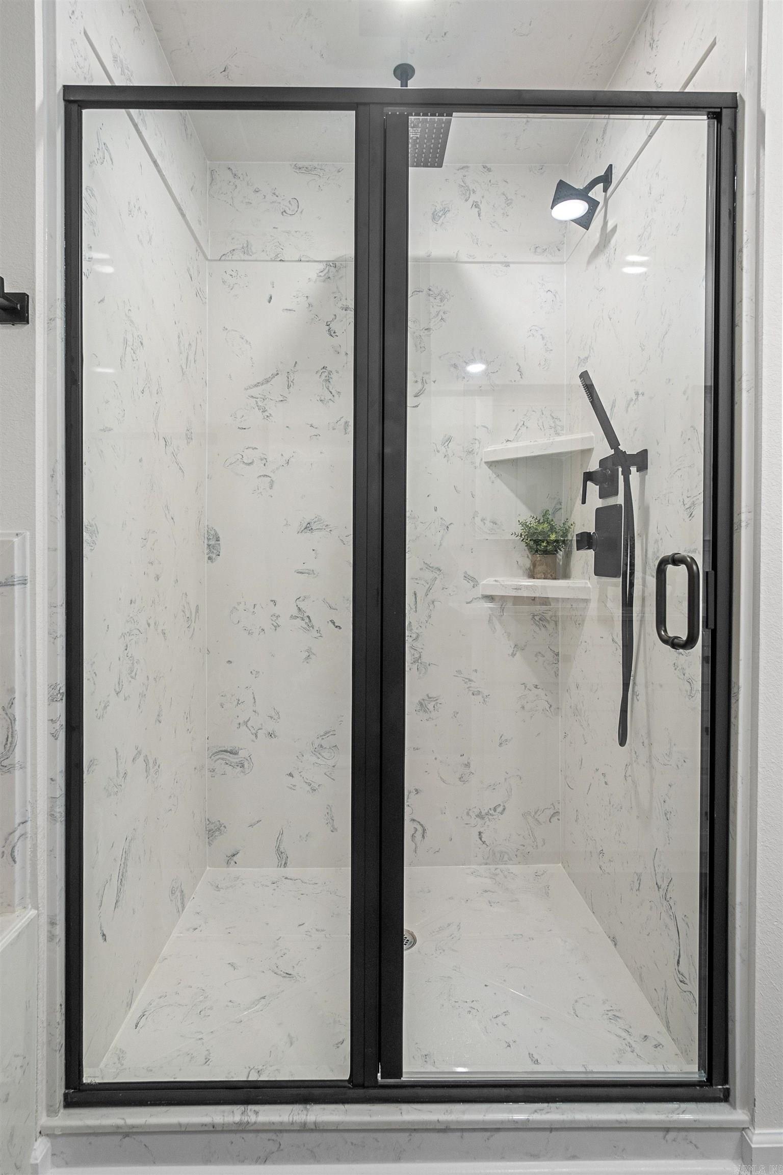 FLORIDIAN HEIGHTS PHASE 1 - Residential