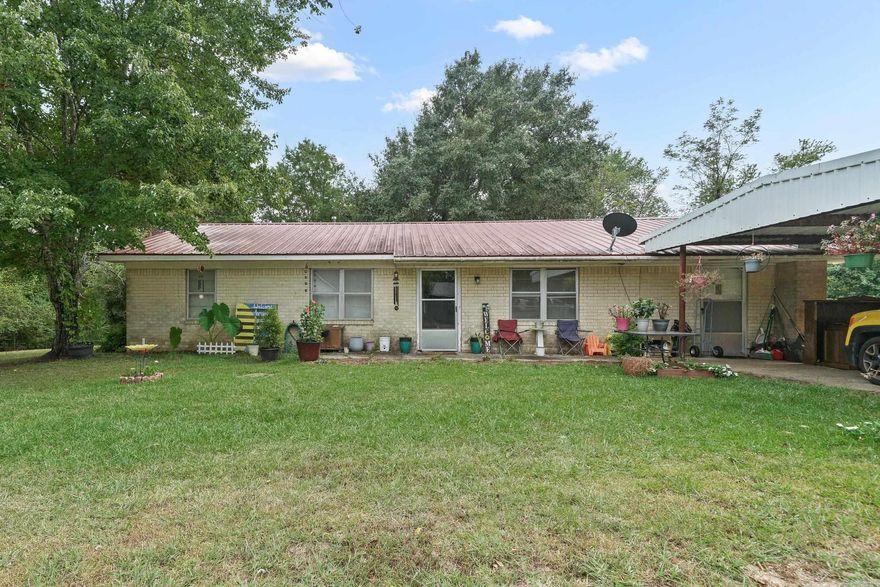 This property would make a great starter home. 1431 sqft, three bedrooms, and one bathroom. The car port was closed in at some point and has the potential to be used as an office space or extra bedroom.