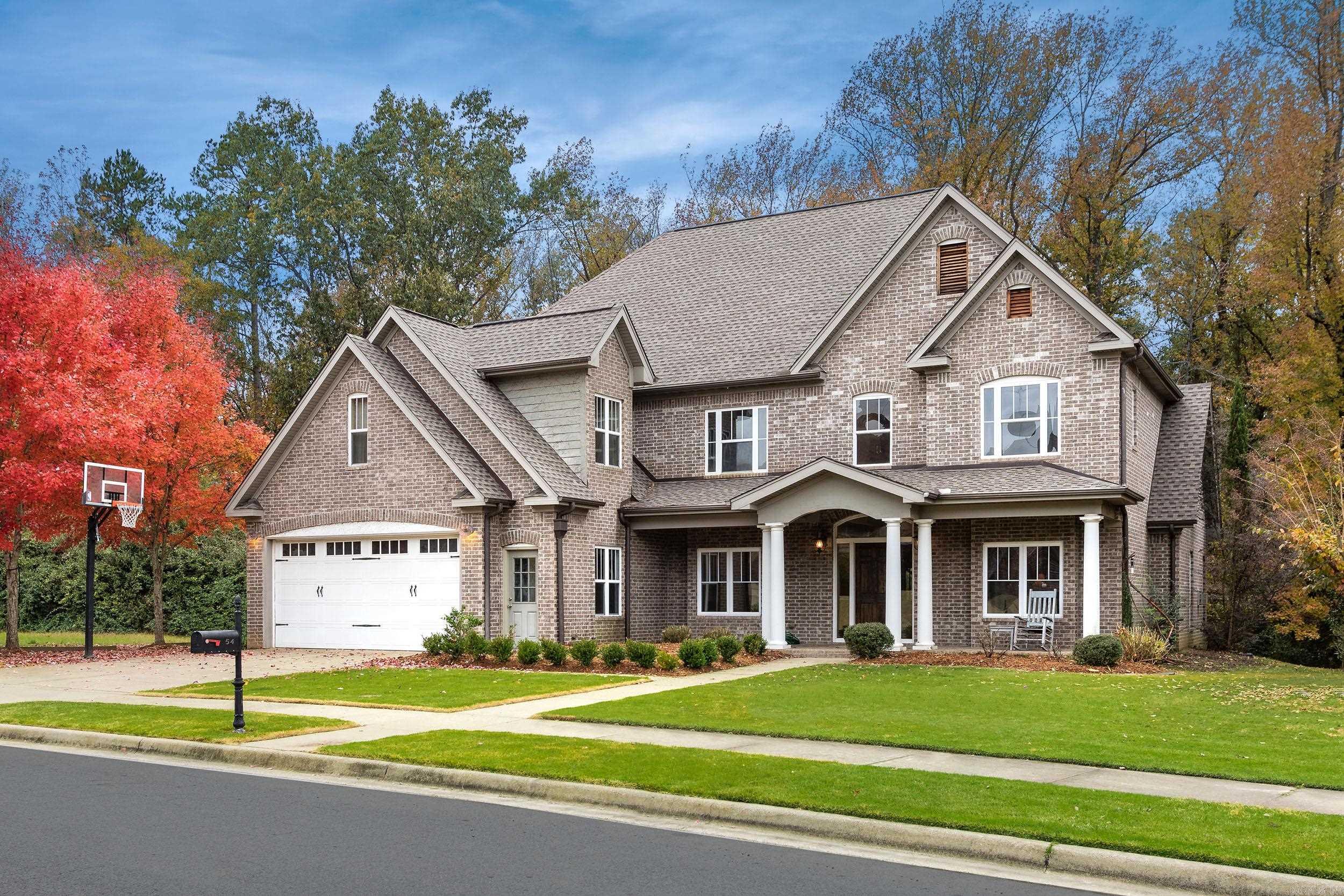 CHENAL VALLEY EPERNAY PLACE - Residential