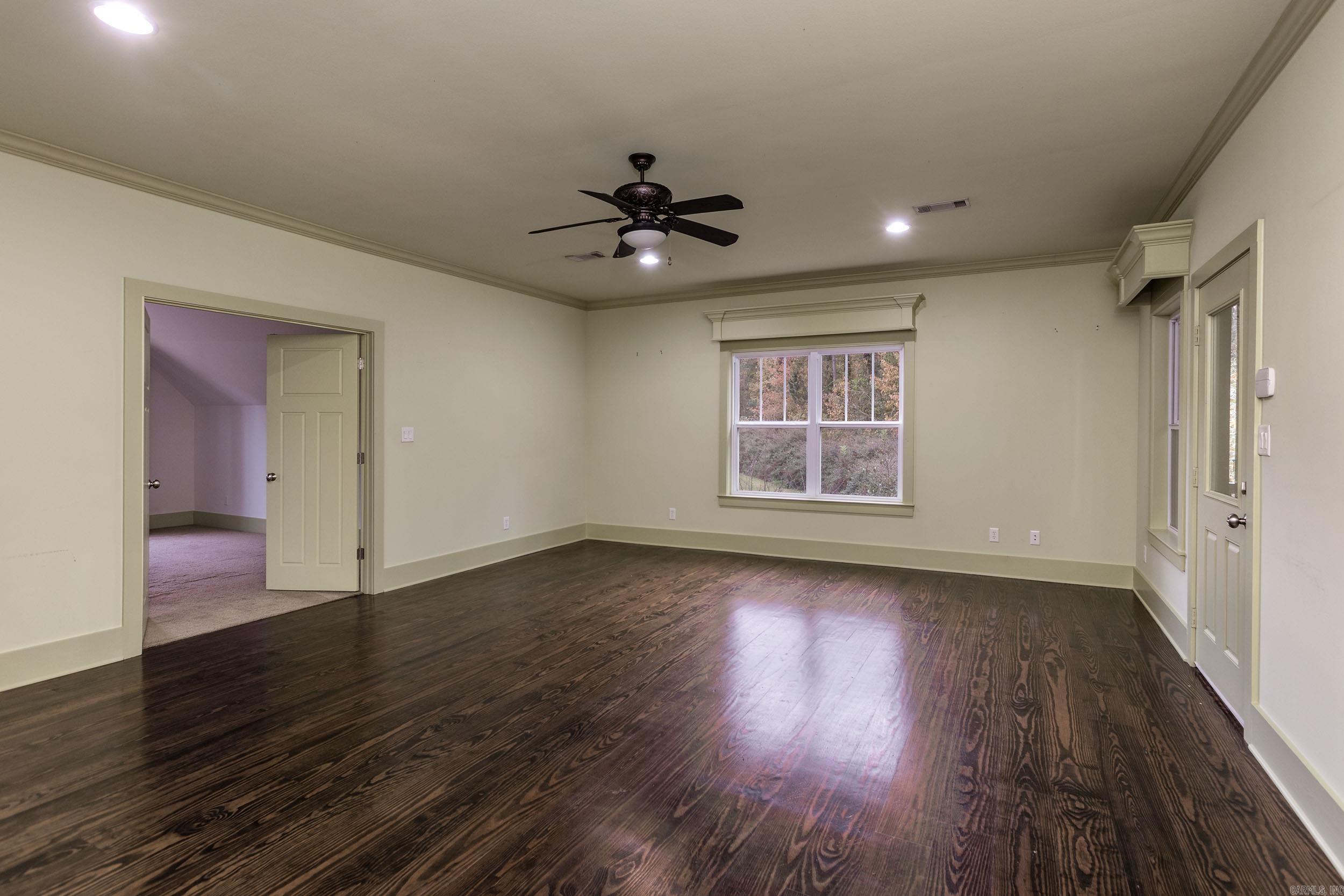 CHENAL VALLEY EPERNAY PLACE - Residential