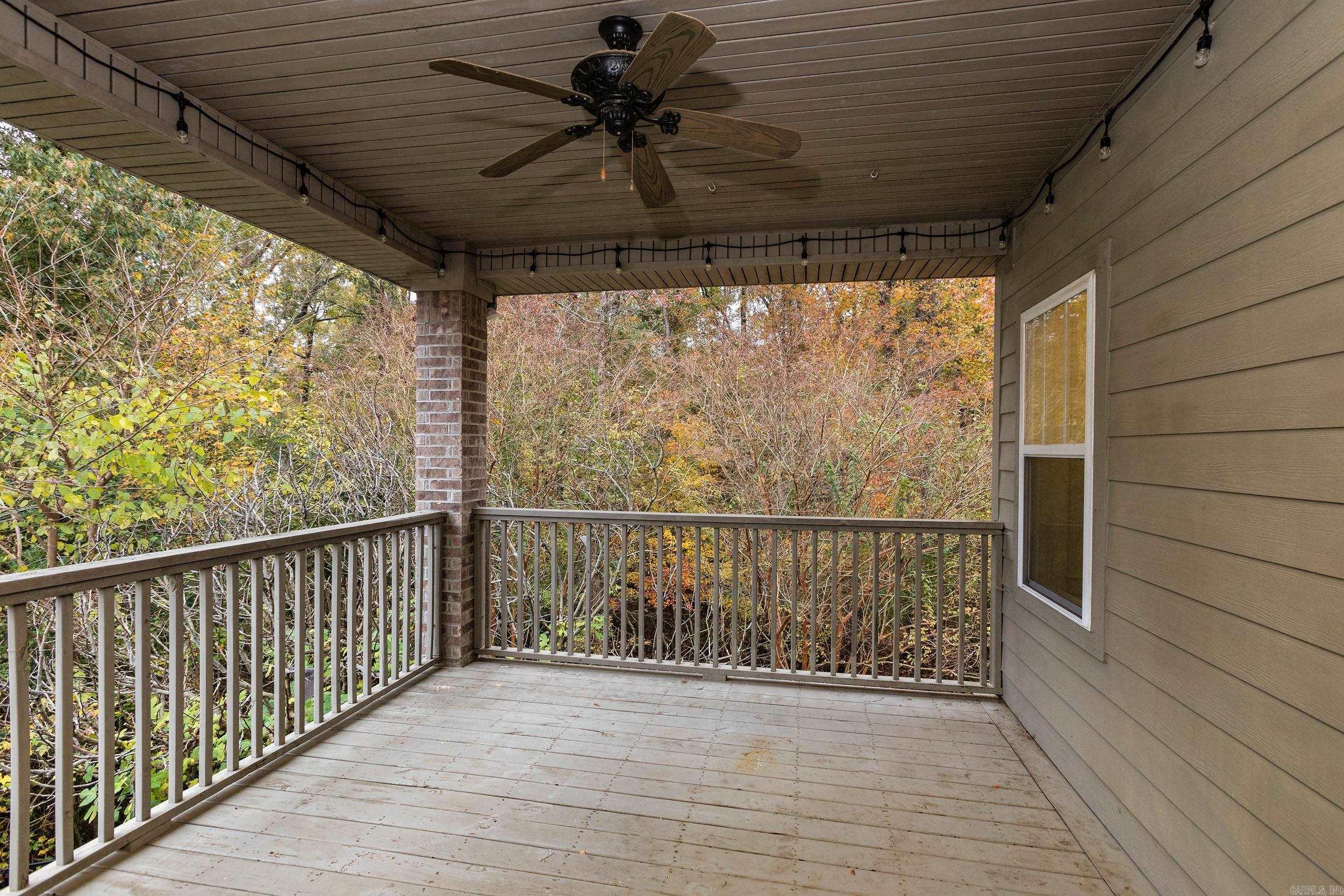 CHENAL VALLEY EPERNAY PLACE - Residential