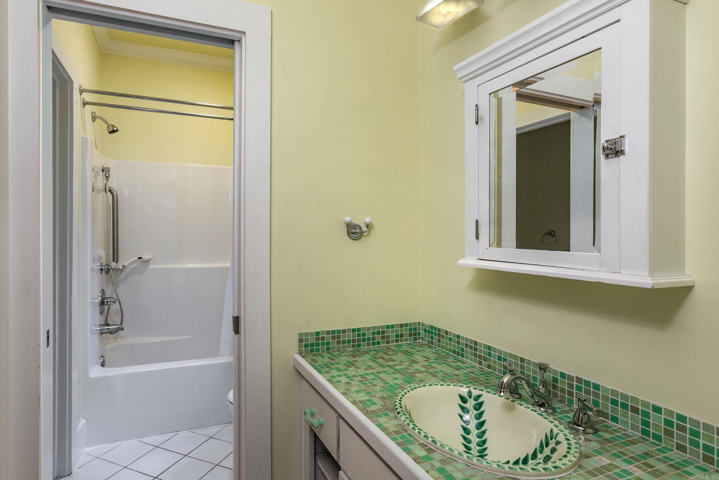 CHENAL VALLEY EPERNAY PLACE - Residential