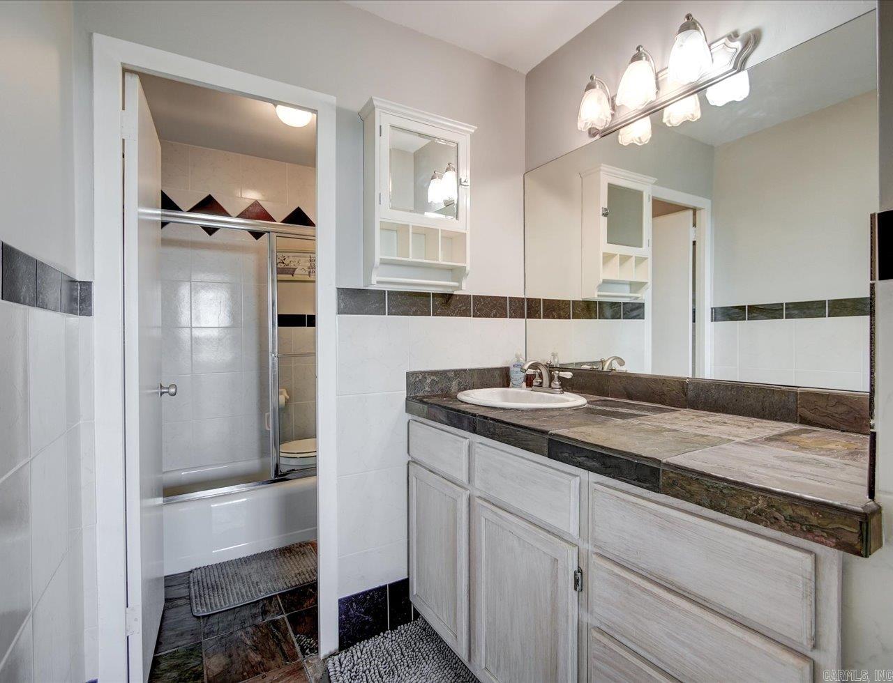 BEACON MANOR HPR - Residential