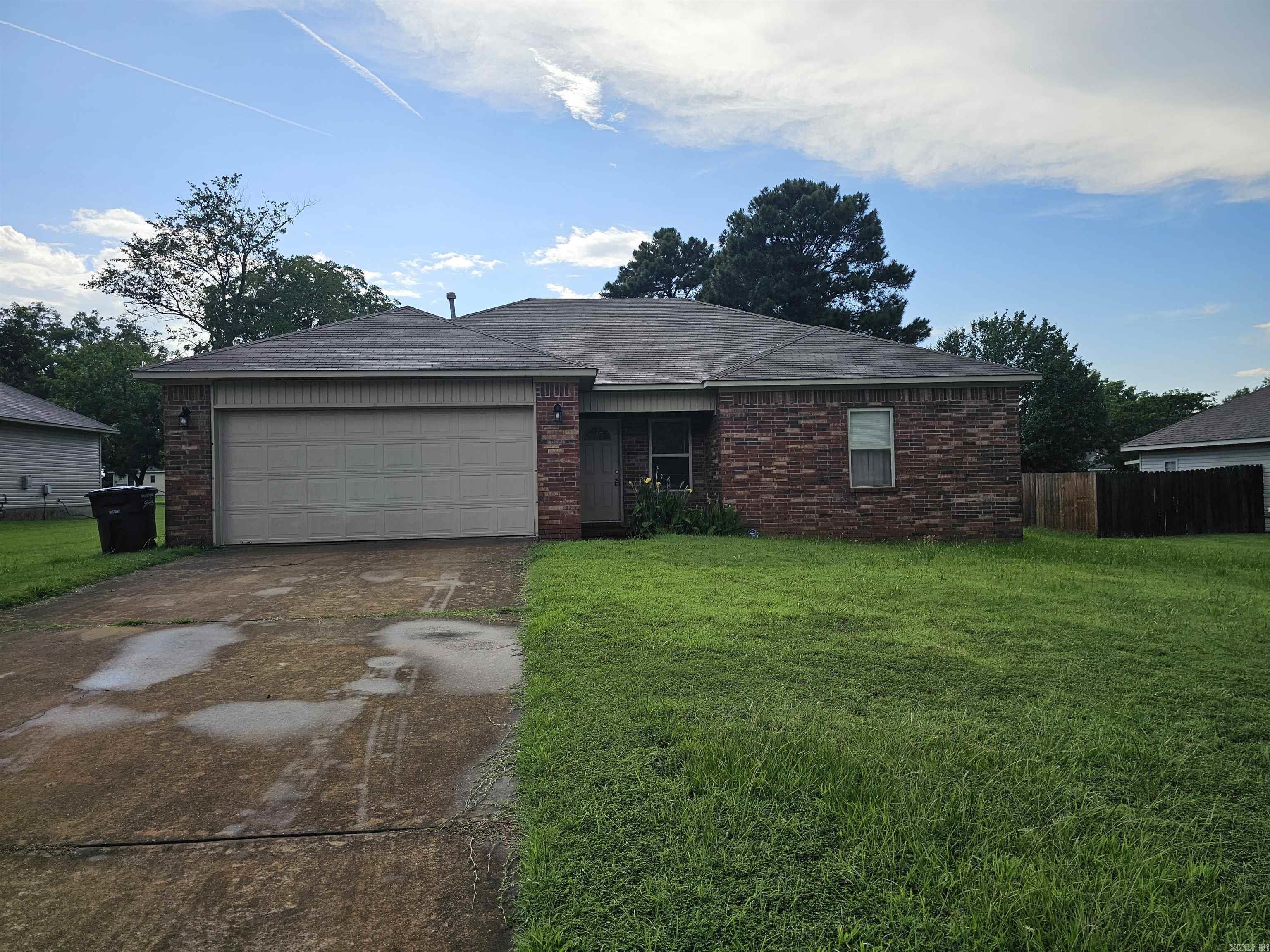 This will make great starter home thats under 200k that will check the boxes for a first-time homeowner!! Wow! This beautiful home is 3/2, provides open concept from the living room to kitchen & provides ample space in the back yard for family entertainment, kids playing and pets to run free!!! This home offers a split floor plan with the master bedroom on one side and the spare bedrooms on the other side. Updated granite countertops in the kitchen and baths. Dont let this home pass you by. SEE AGENT REMARKS