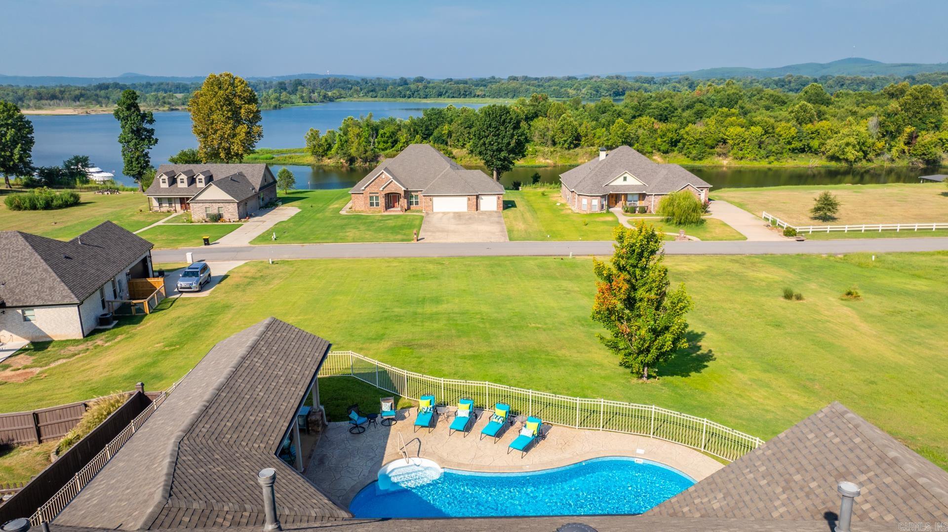 THE RIVER PLANTATION PH II - Residential