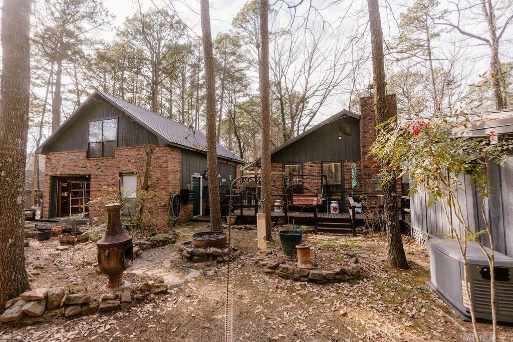 LAKE FOREST ESTATES - Residential