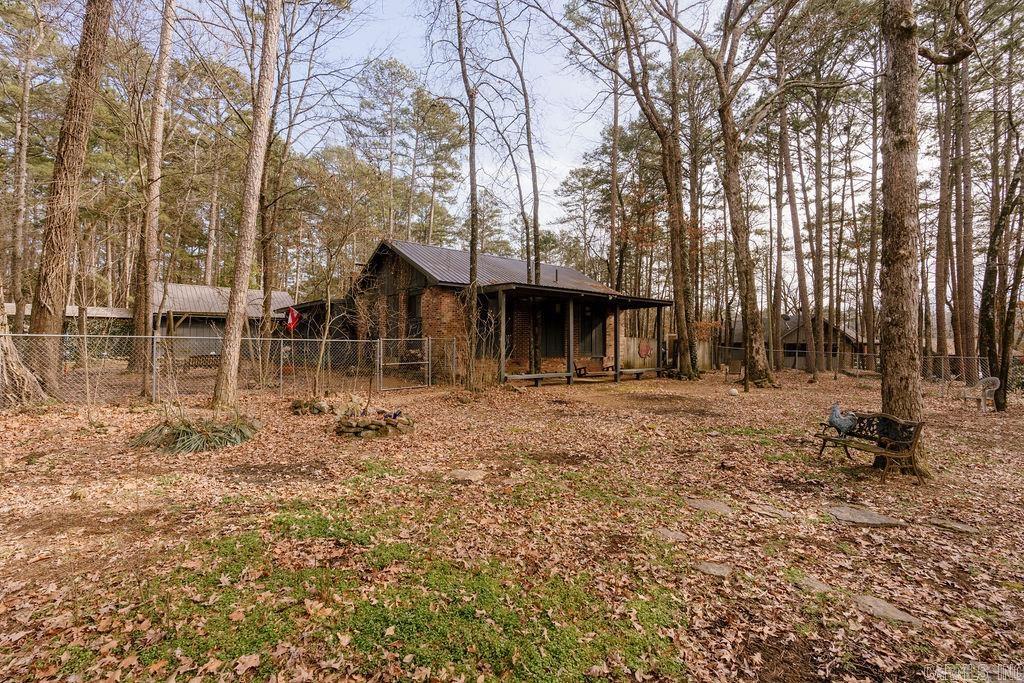 LAKE FOREST ESTATES - Residential
