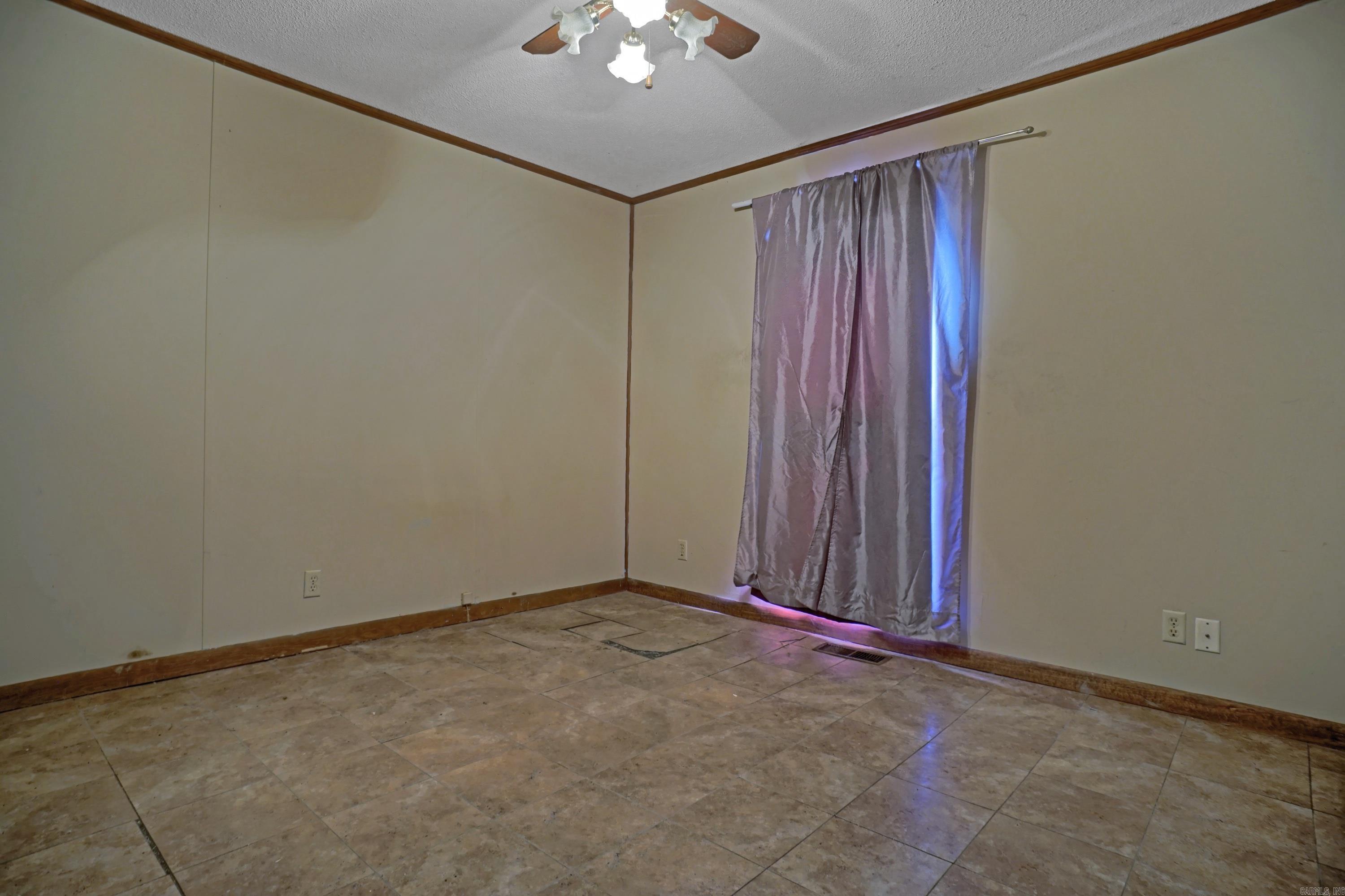 EZELL & YOUNG - Residential