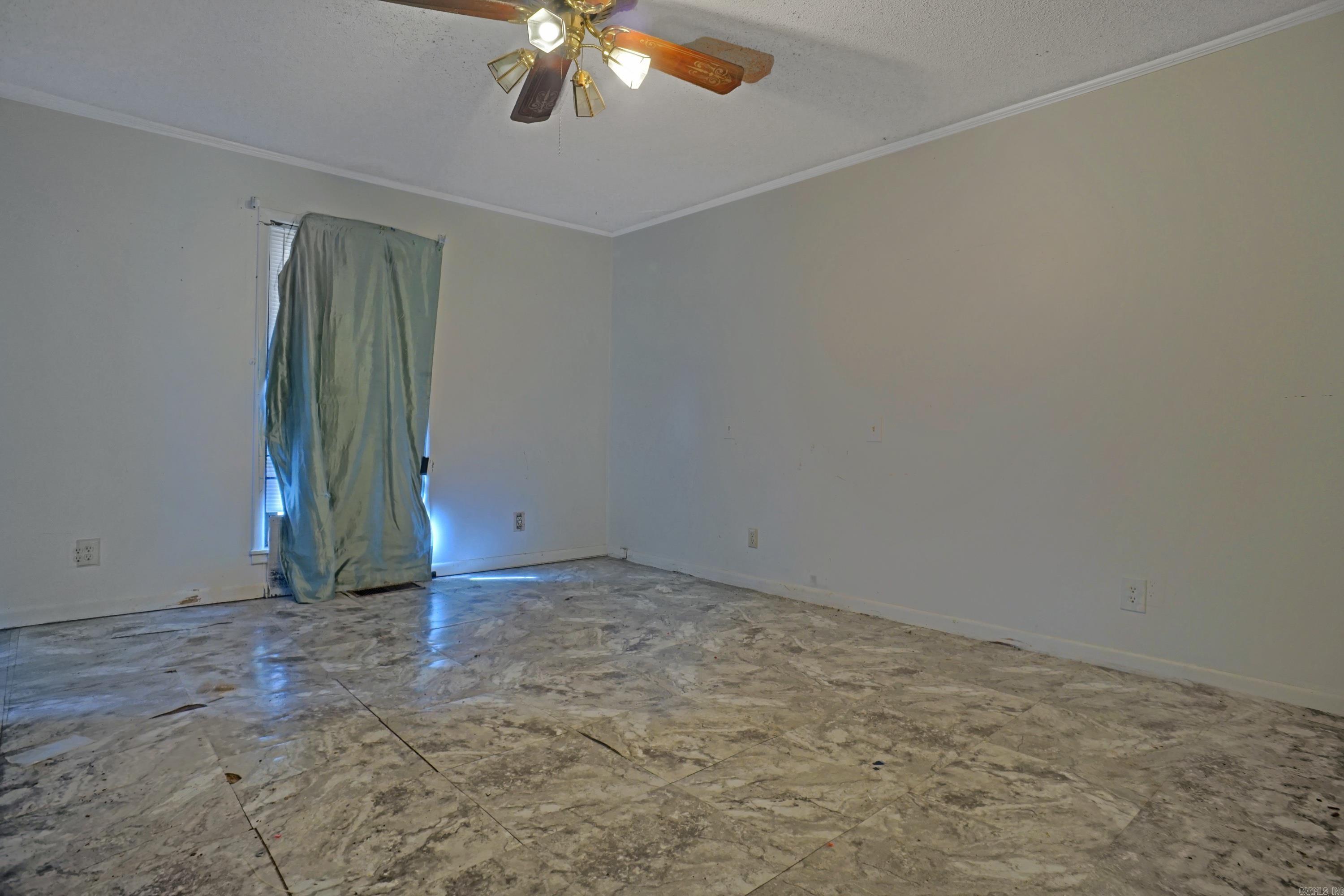 EZELL & YOUNG - Residential