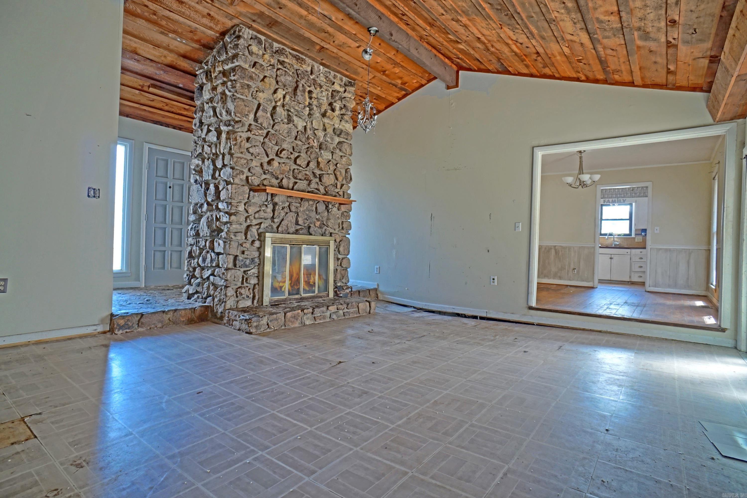 EZELL & YOUNG - Residential