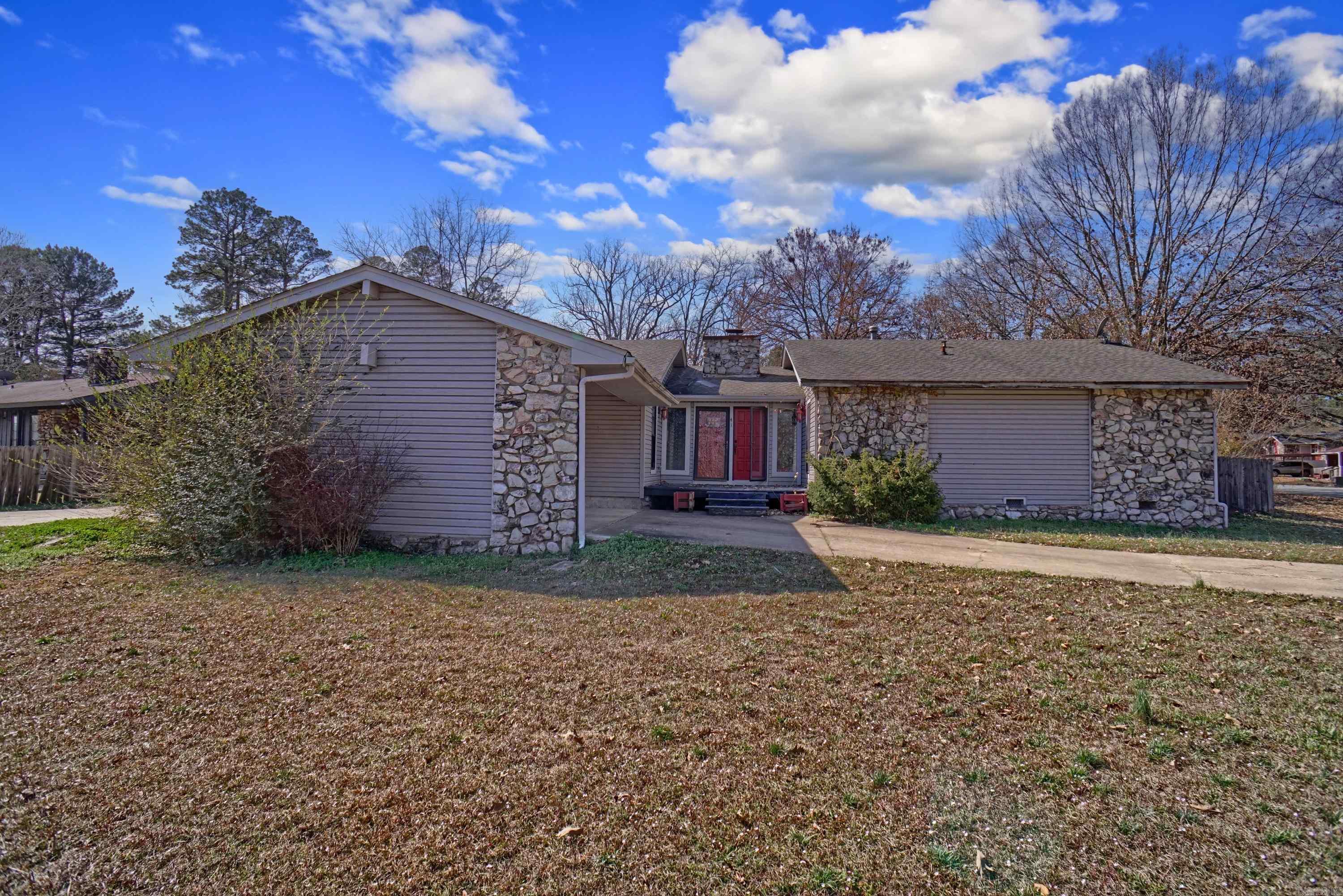 EZELL & YOUNG - Residential