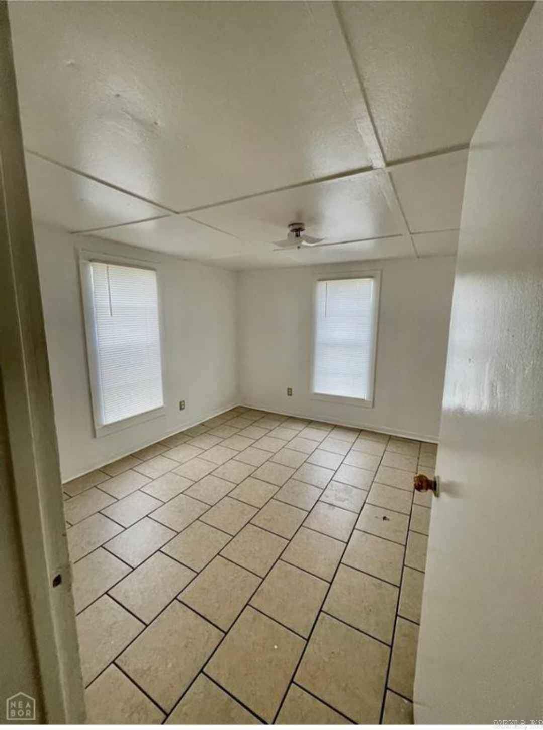 KIECH, EARL 2ND ADD - Residential