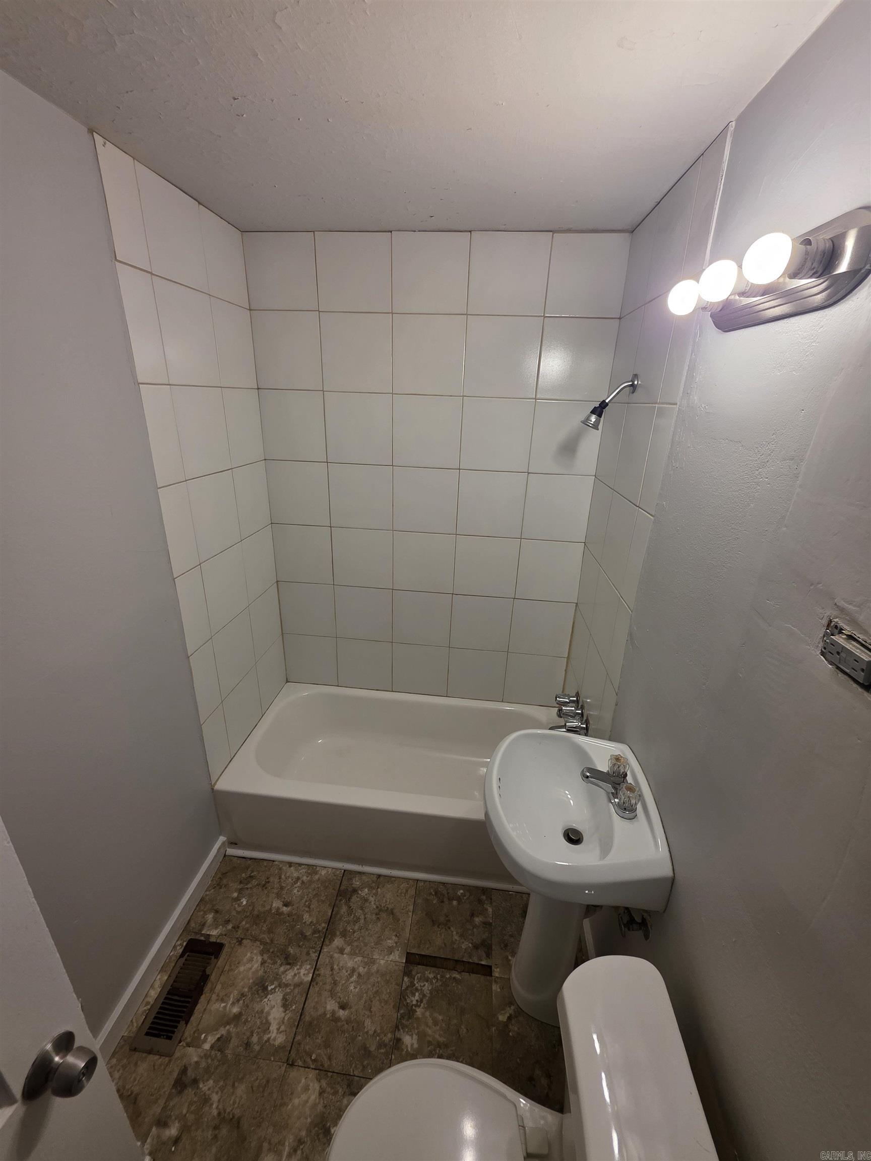 CHERRY & COX - Residential