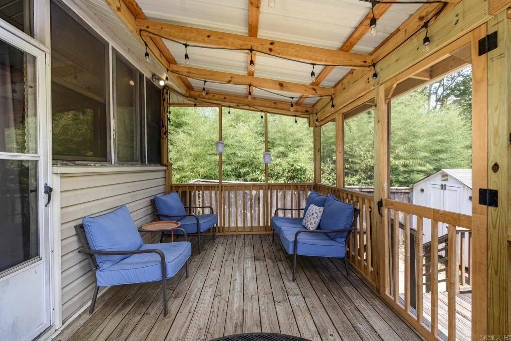 BEACHES - Residential