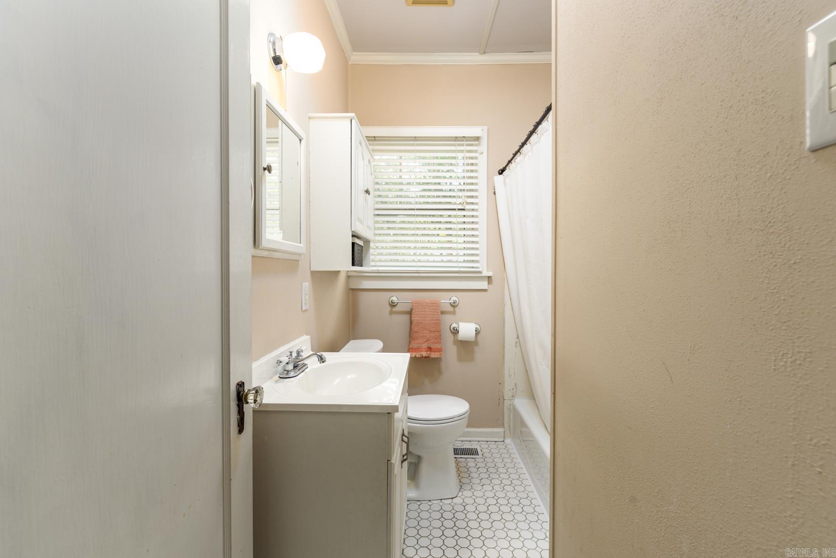 BEACHES - Residential