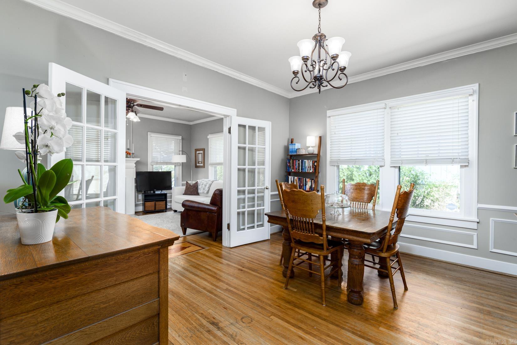 BEACHES - Residential