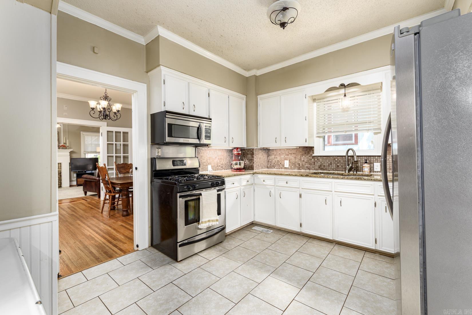 BEACHES - Residential