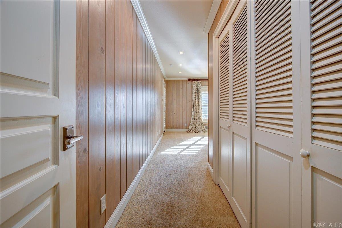 MEADOW-WOOD - Residential