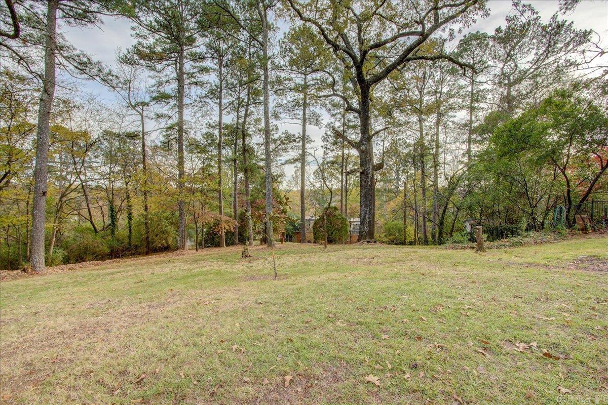 MEADOW-WOOD - Residential